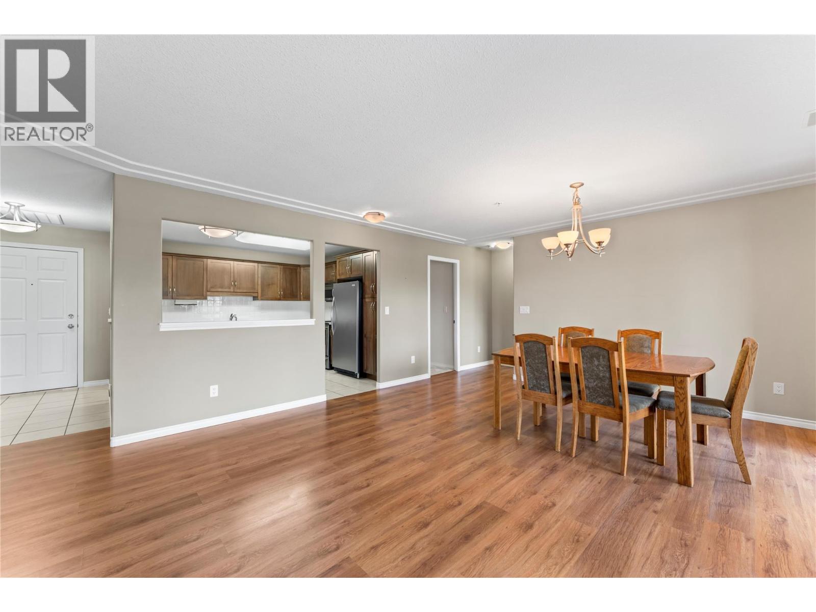 205 1967 Underhill Street, Kelowna