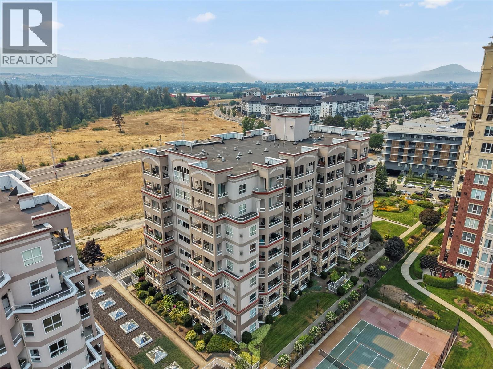 205 1967 Underhill Street, Kelowna