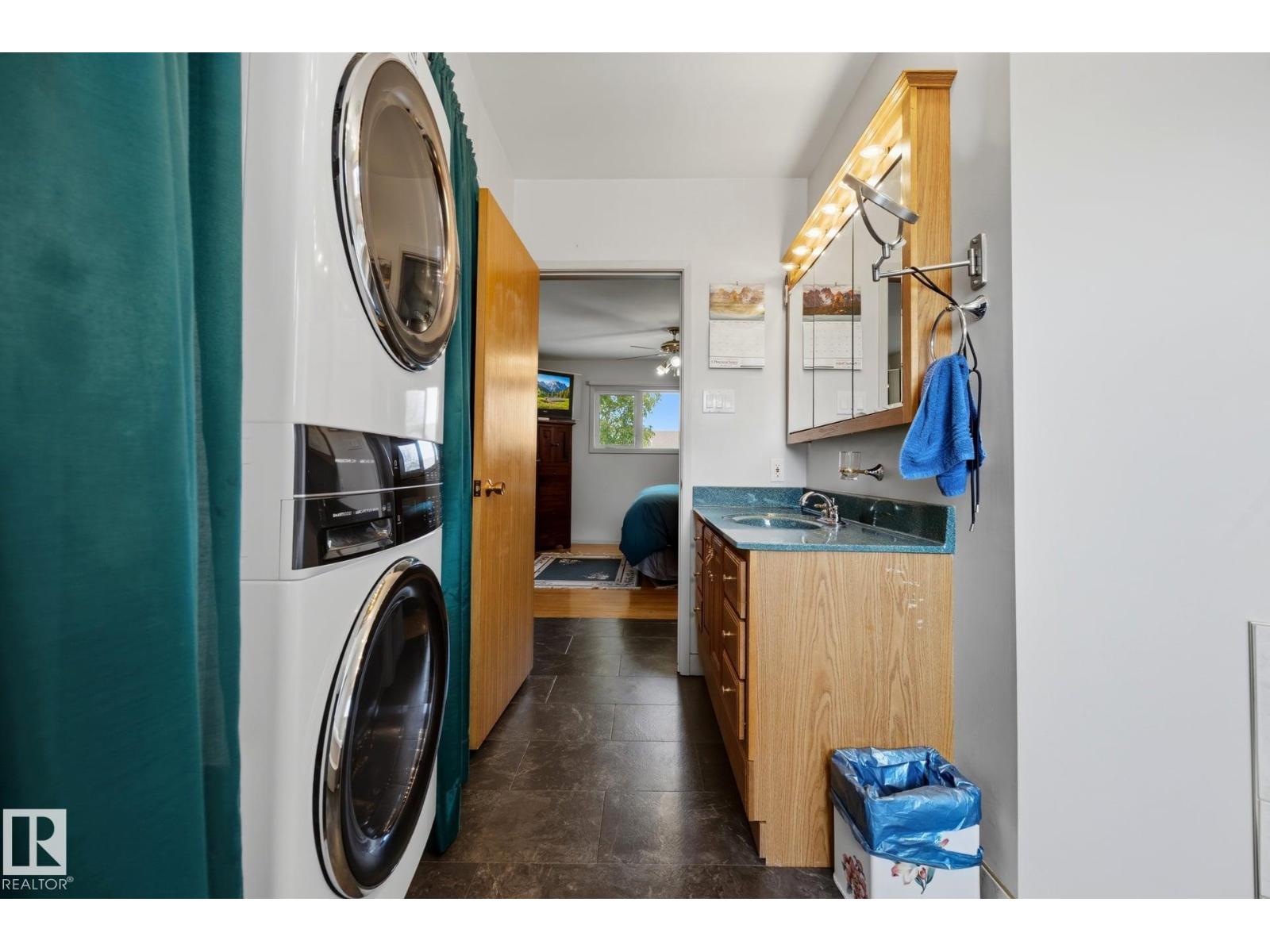 9503 54 Street NW - Photo 35