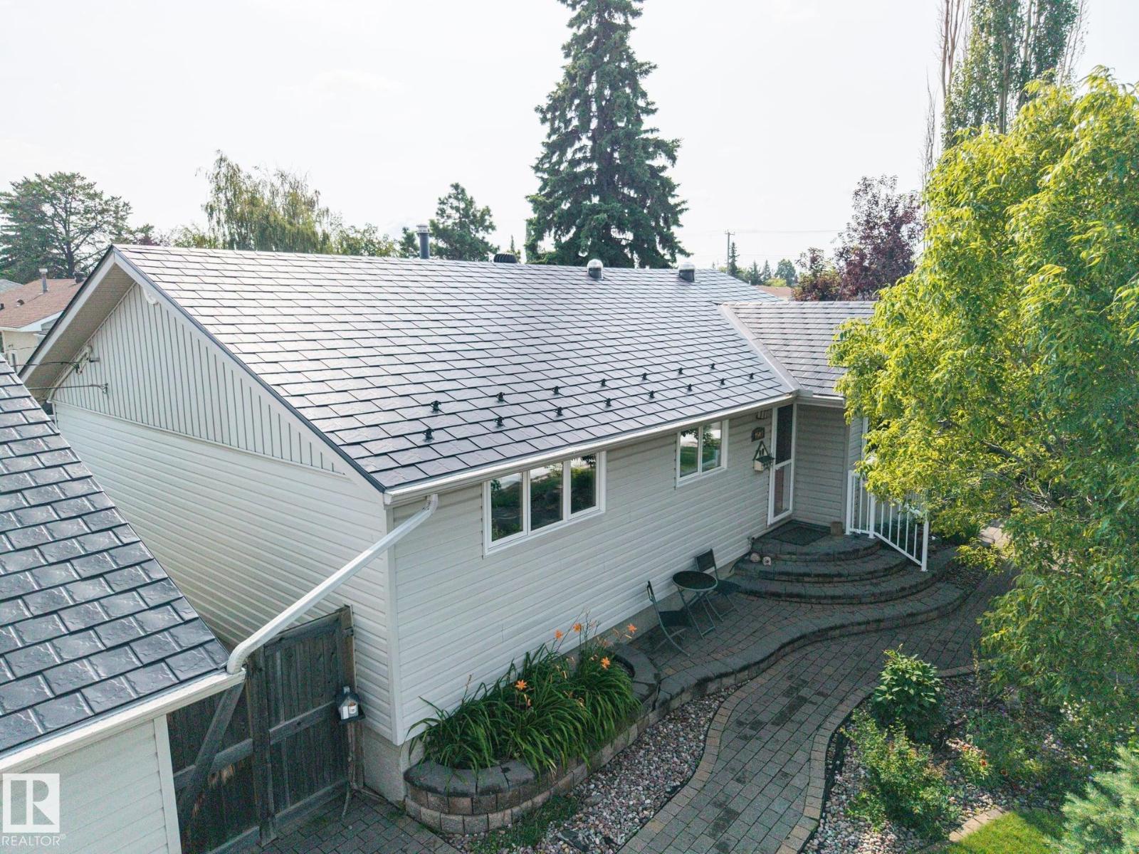 9503 54 ST NW - 7