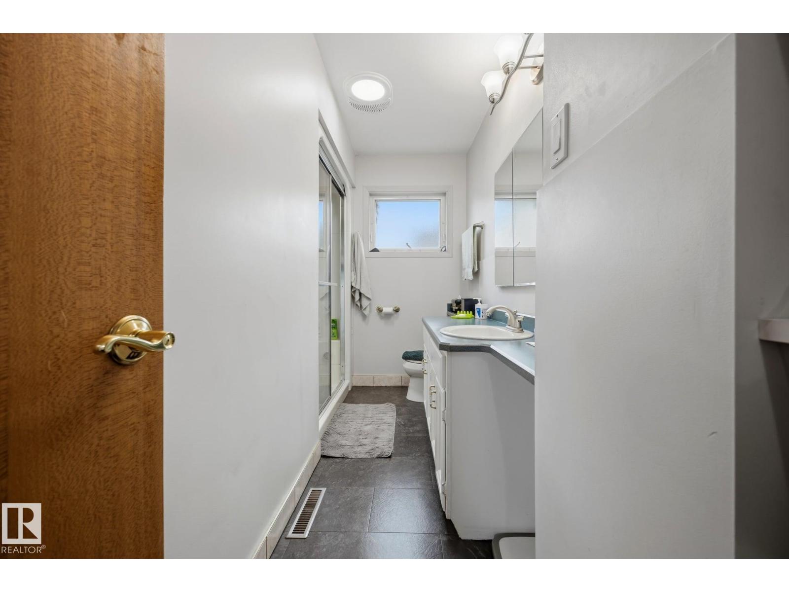 9503 54 Street NW - Photo 30