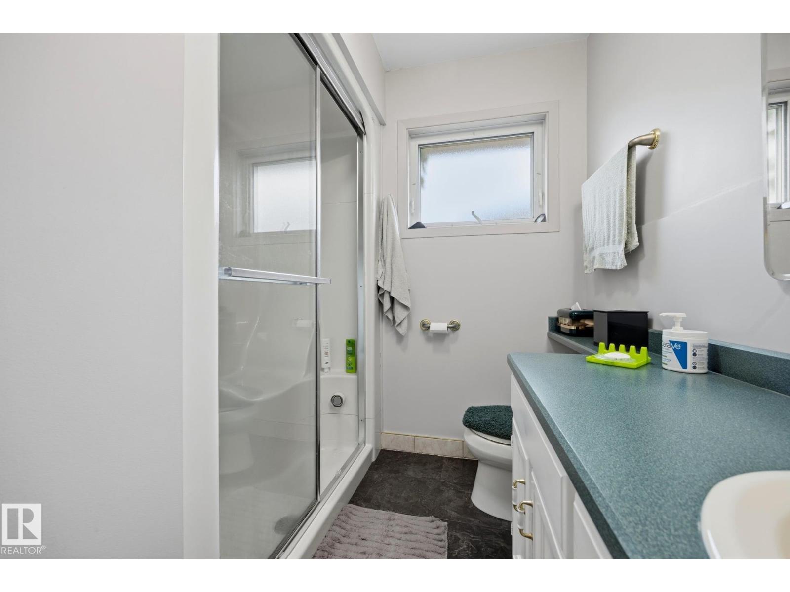 9503 54 ST NW - 31