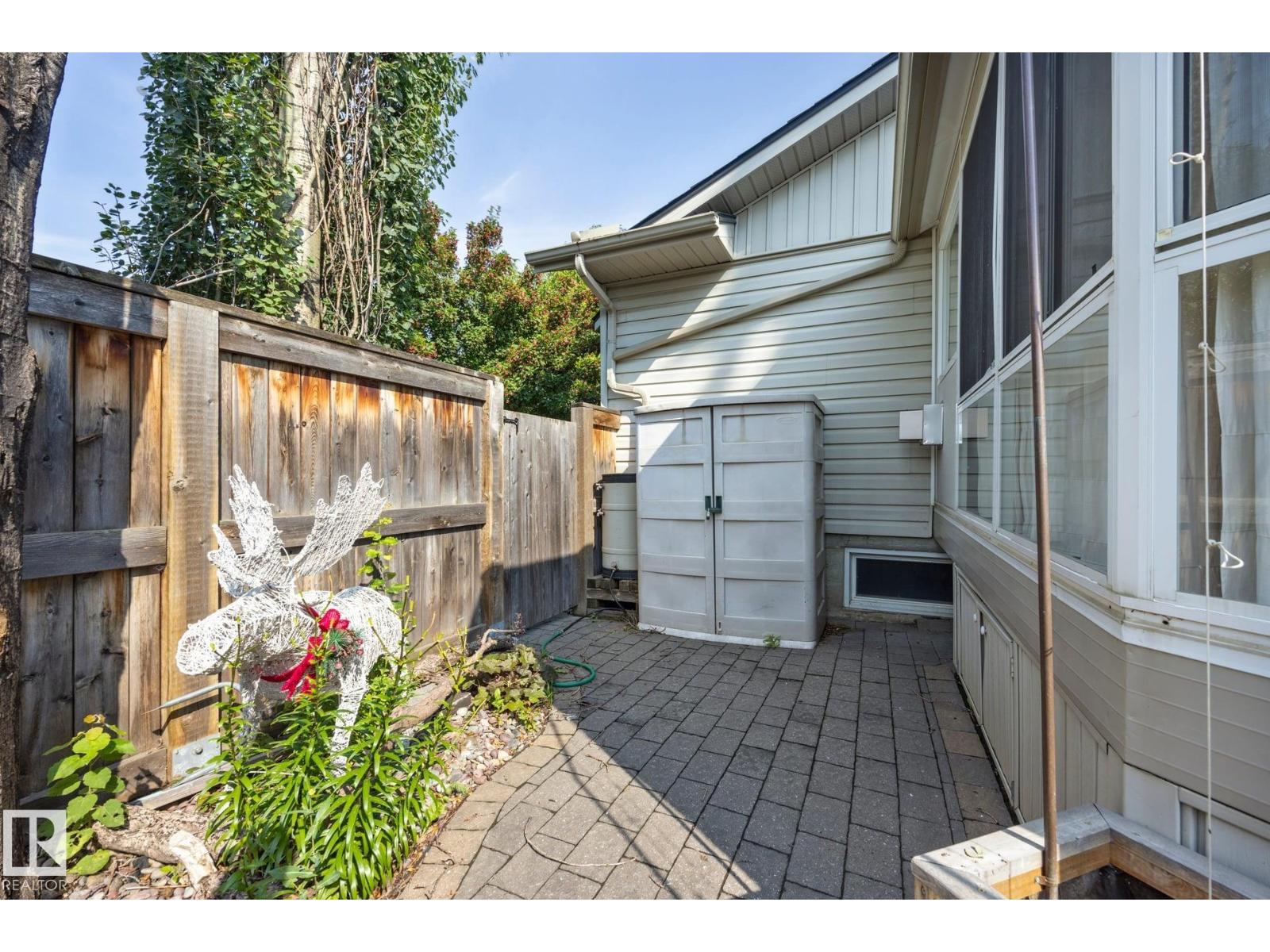 9503 54 Street NW - Photo 13