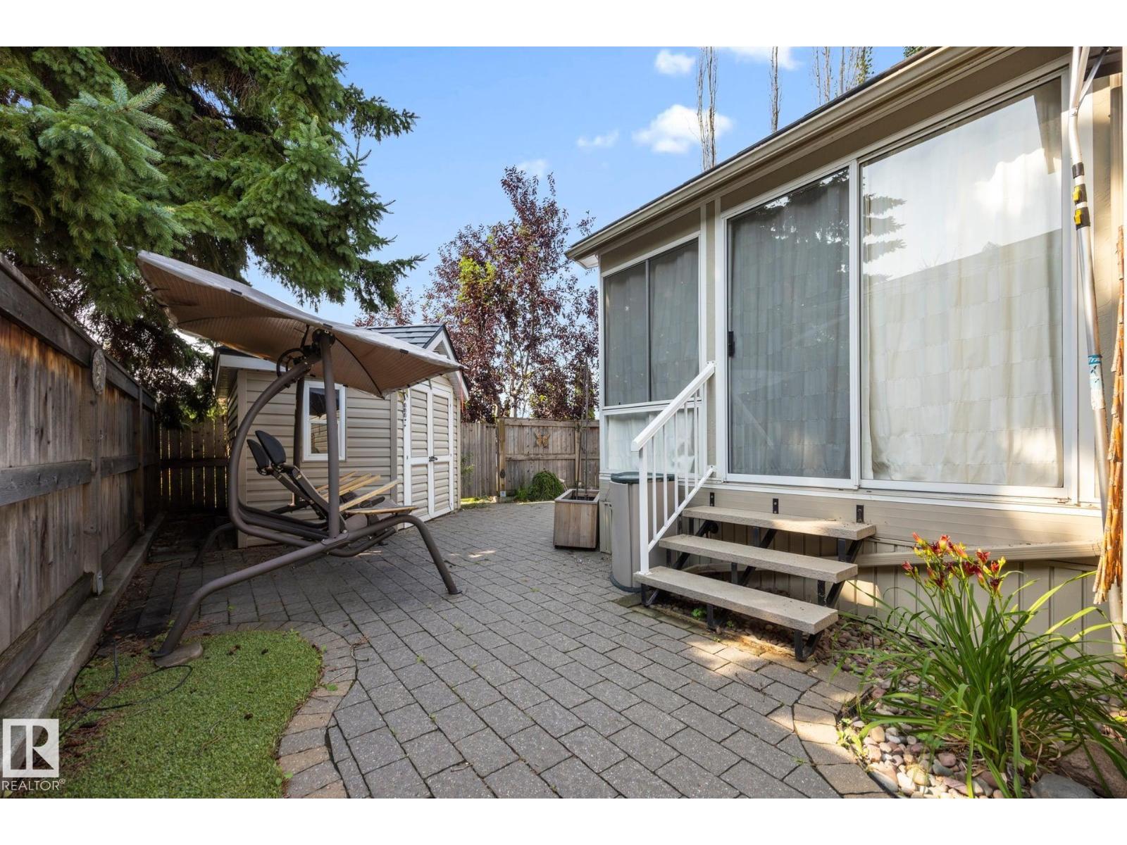 9503 54 ST NW - 12