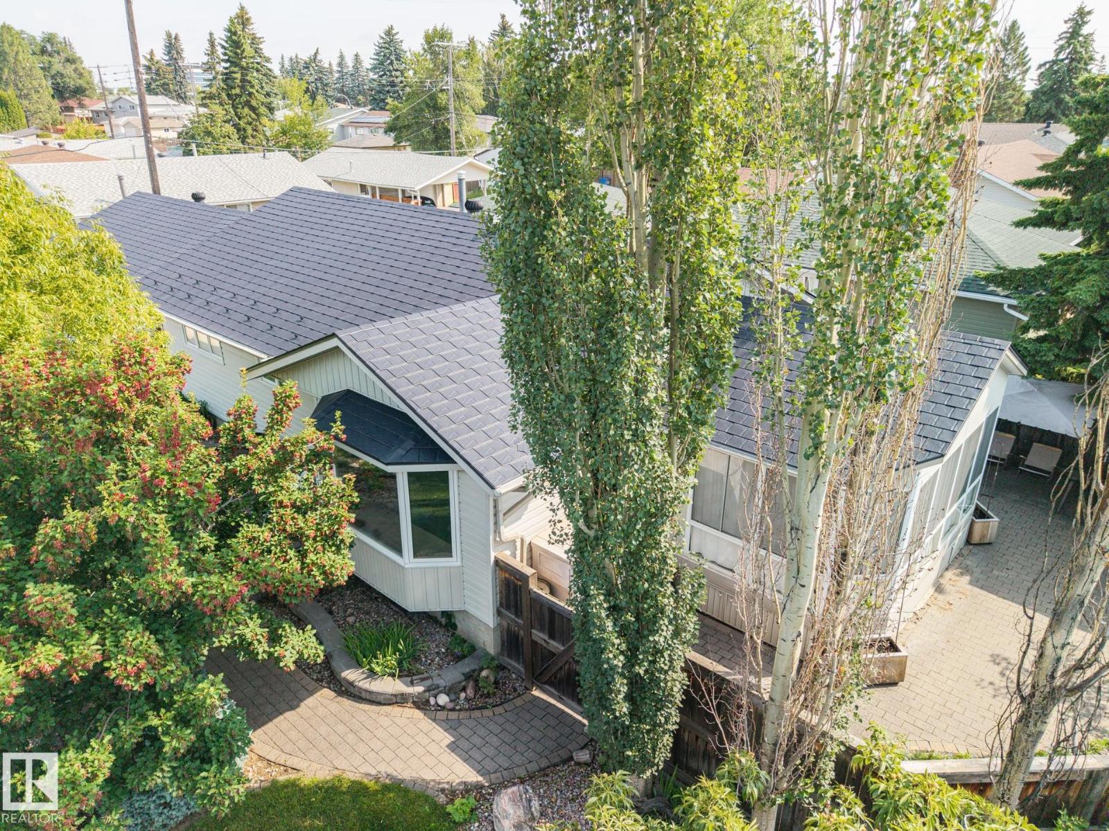 9503 54 ST NW - 46