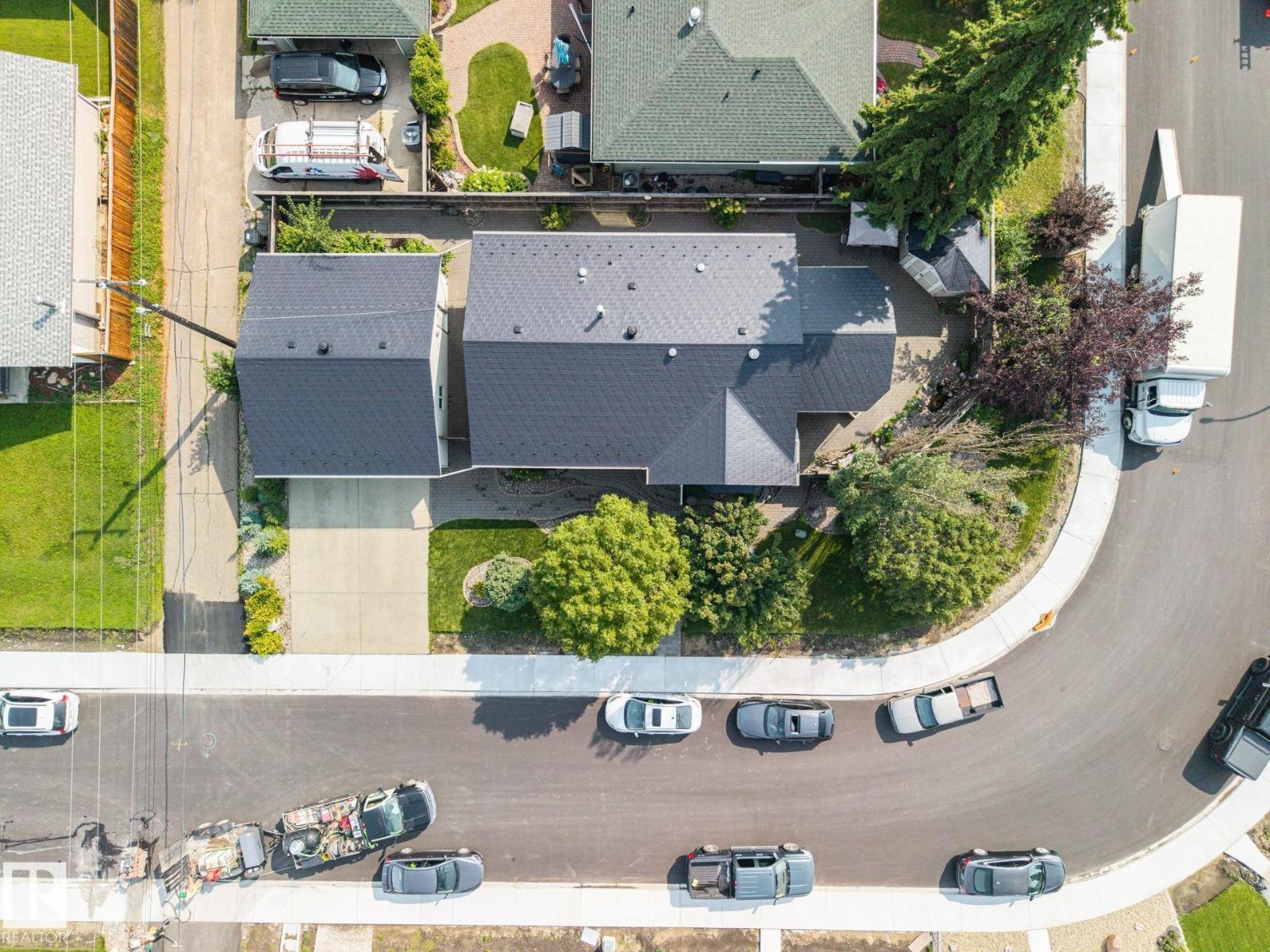 9503 54 ST NW - 51