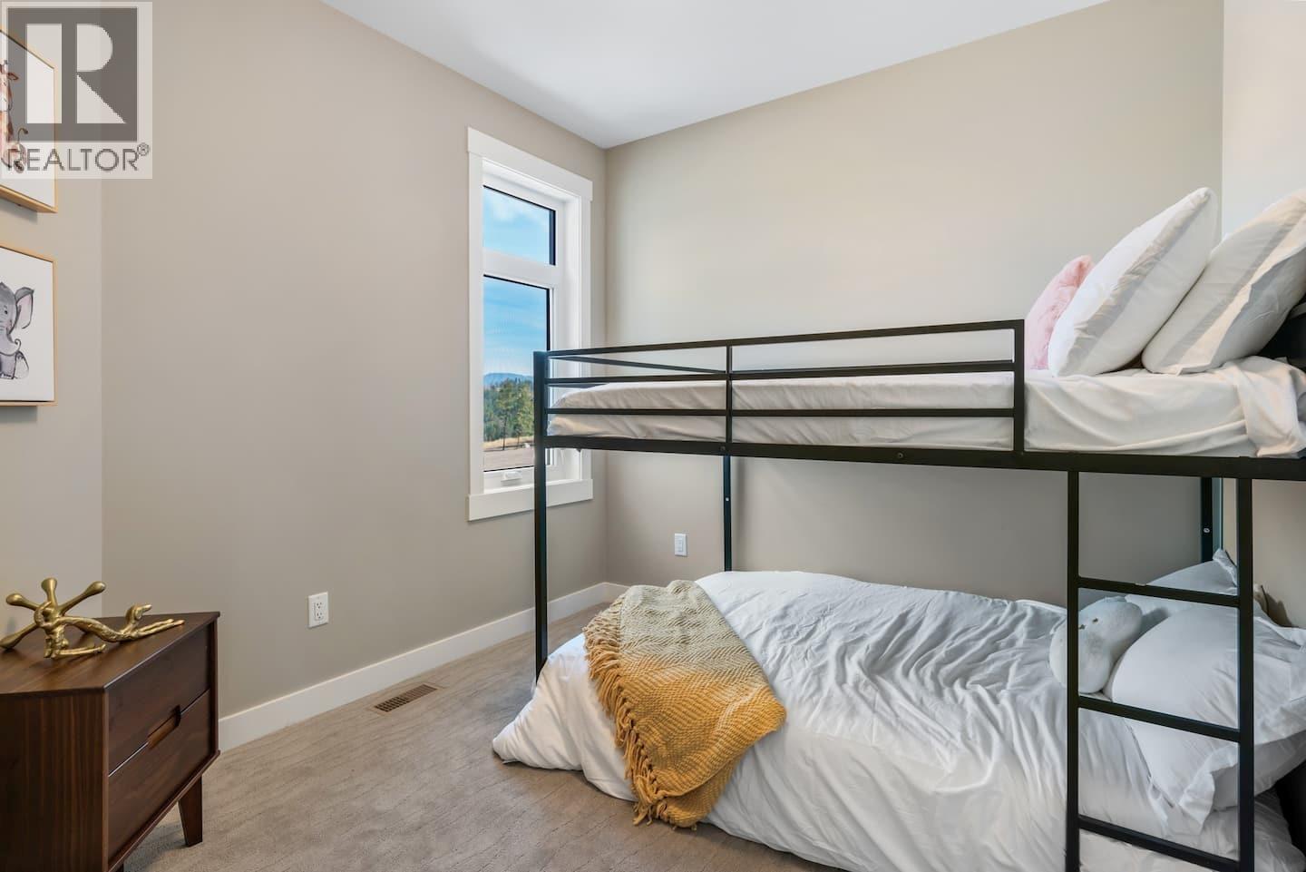 3220 Hilltown Drive Unit# 10, Kelowna