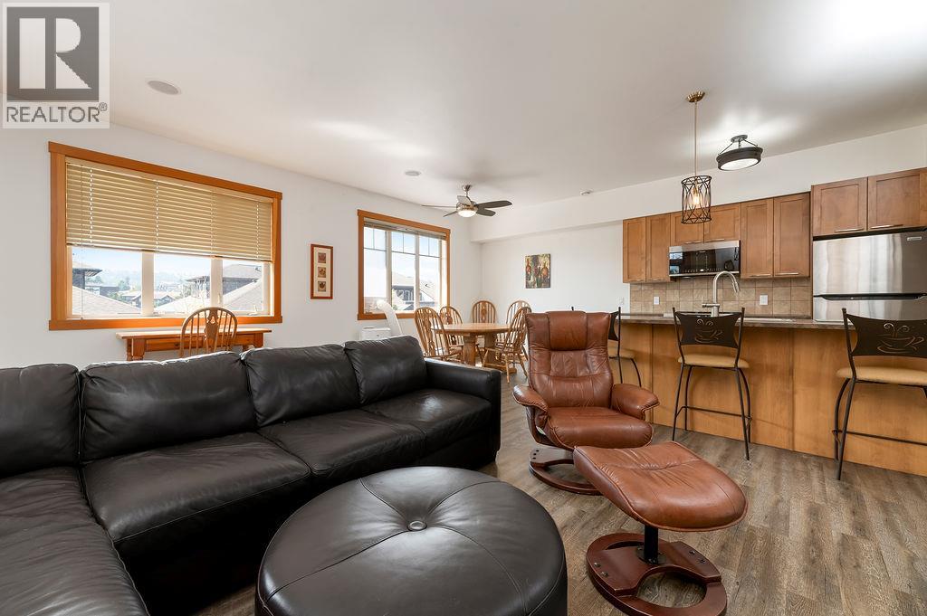 #1 906 6TH Avenue - 9