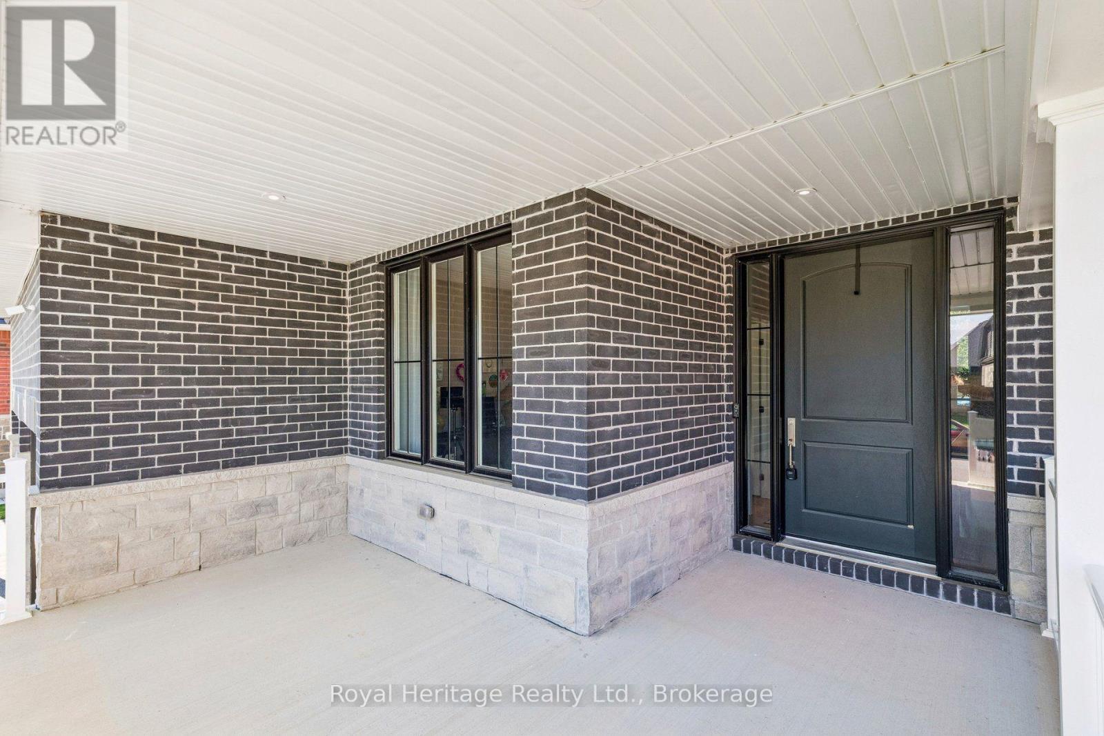 55 HARRY LEE CRESCENT - Image 3