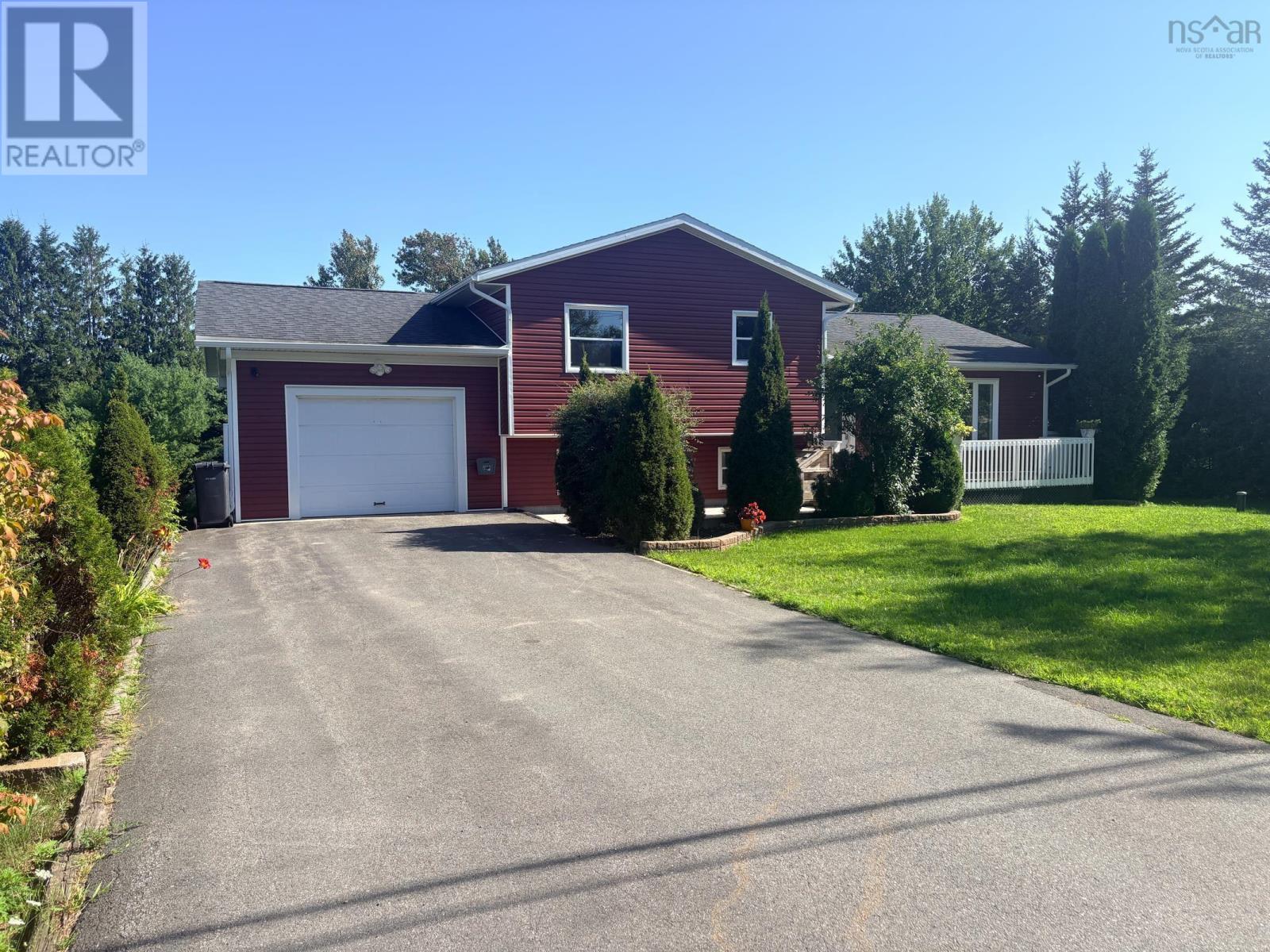 106 Geiger Drive, Wilmot — photo 3