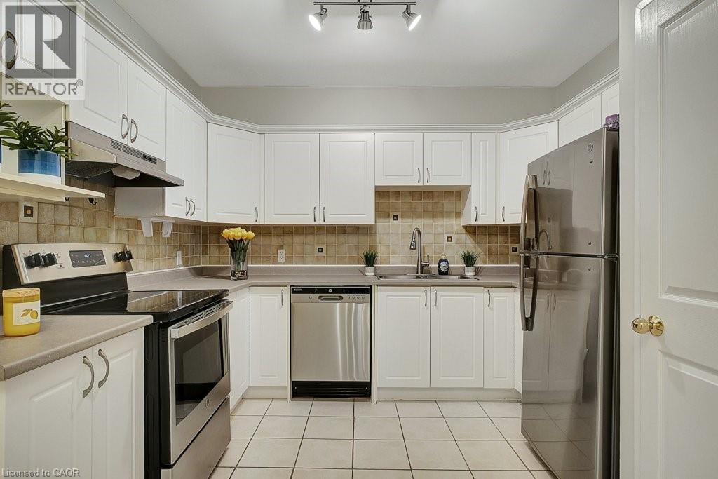 255 KEATS Way Unit# 805 — photo 2