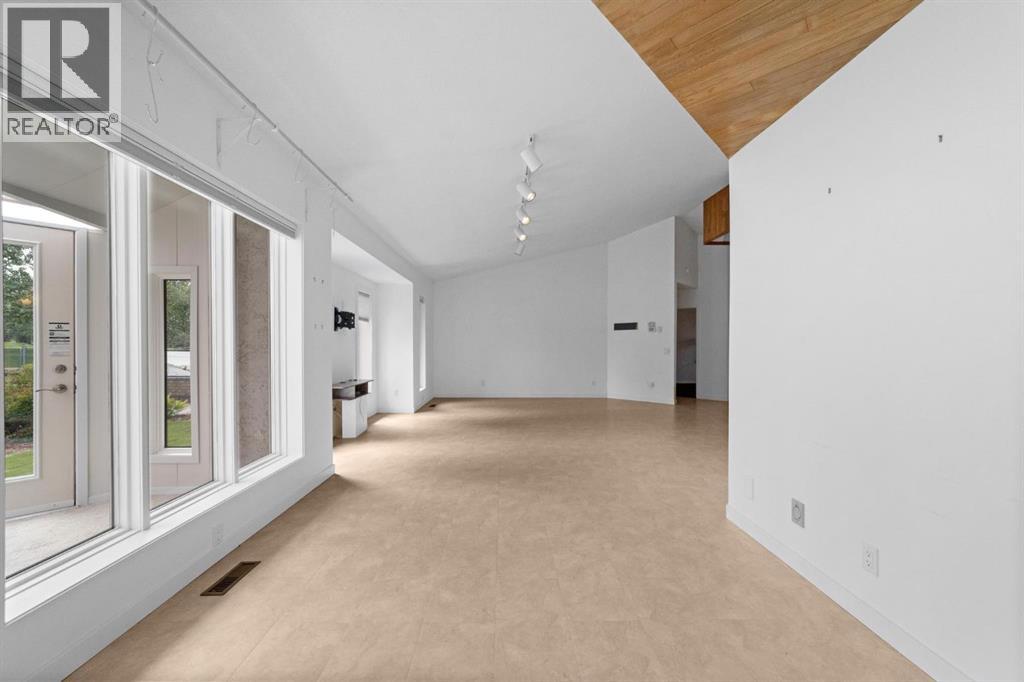 6210 53 Avenue - Image 10