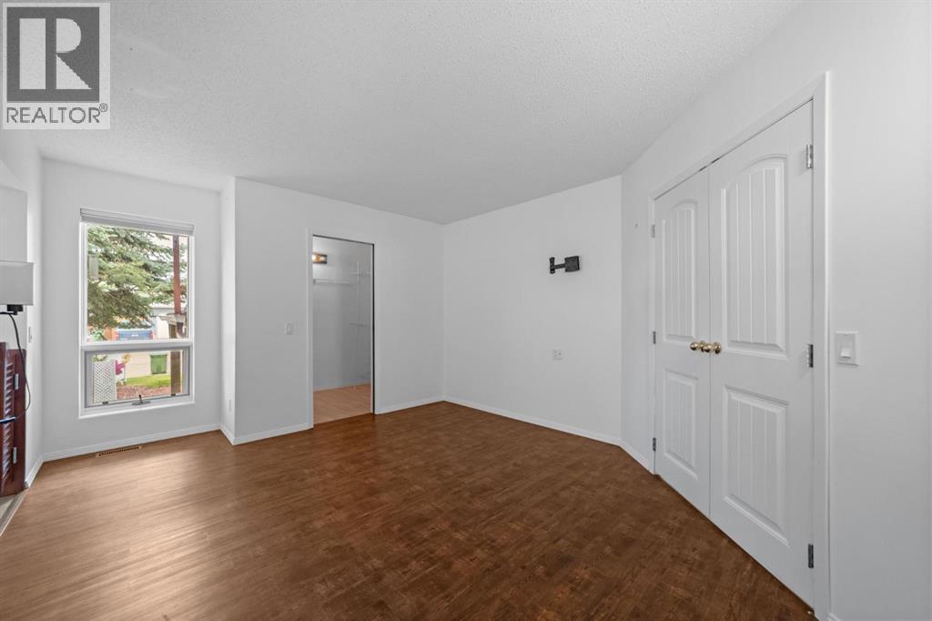 6210 53 Avenue - 17