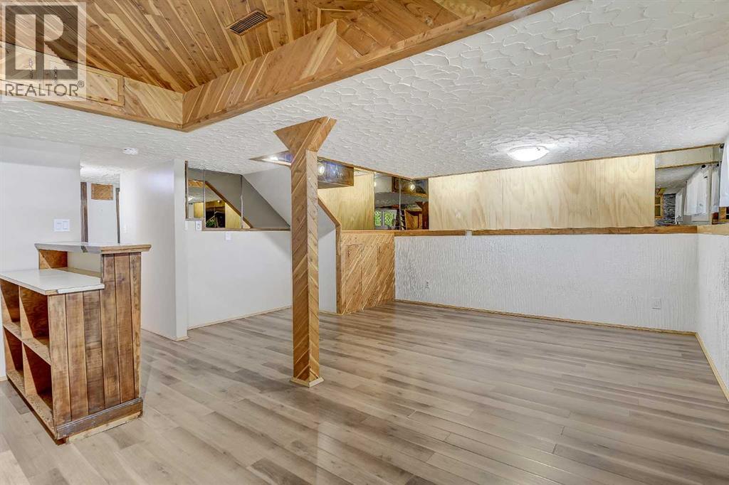 7314 98 Street - Image 21