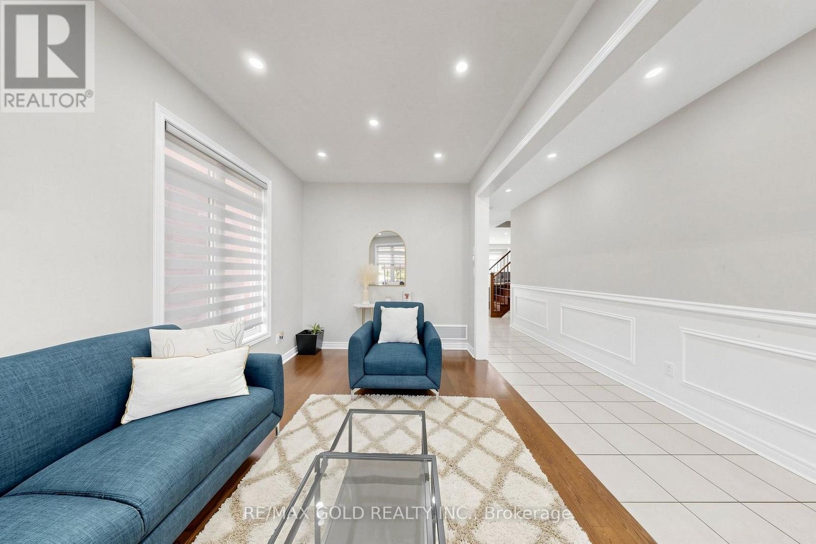 13 FRINGETREE ROAD - 13