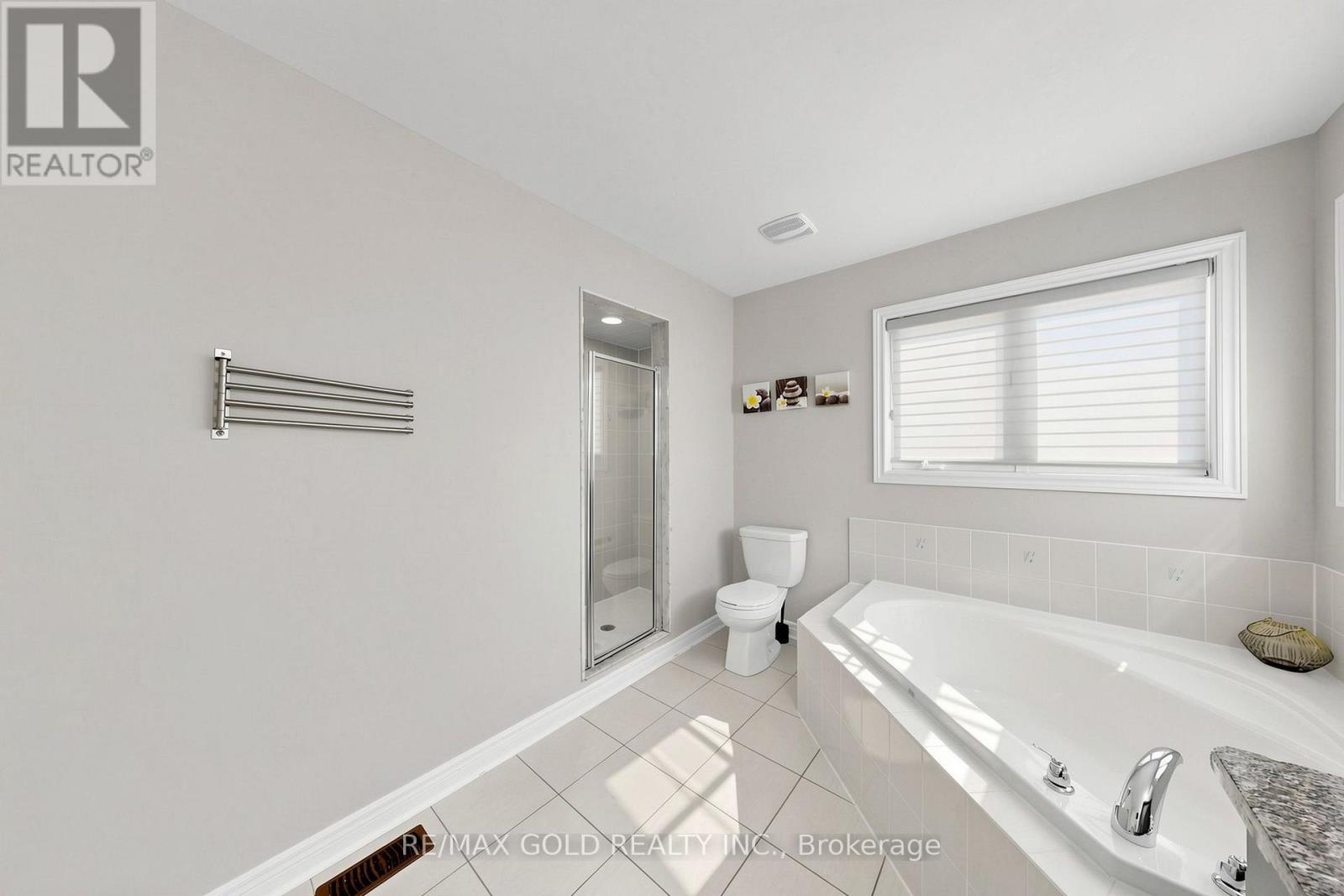 13 FRINGETREE ROAD - 27