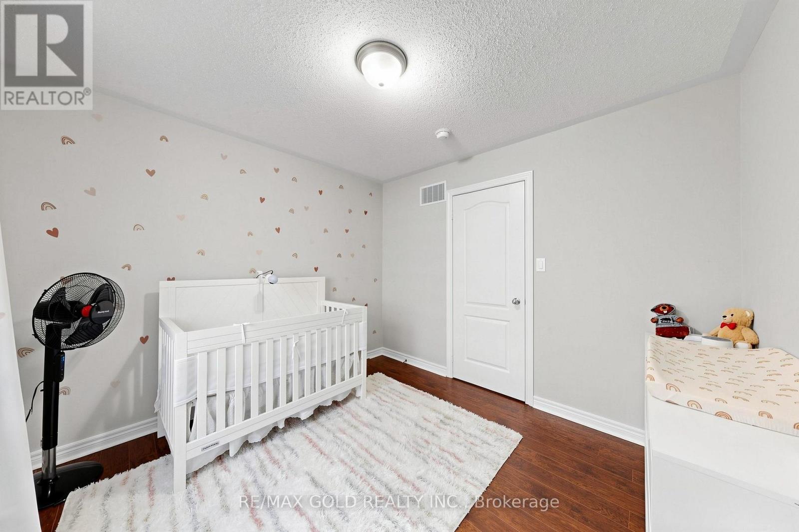 13 FRINGETREE ROAD - 34