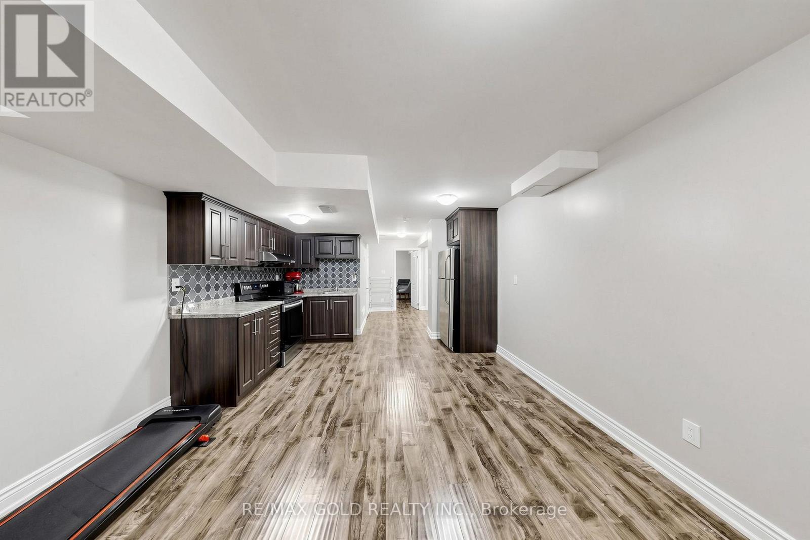 13 FRINGETREE ROAD - 39