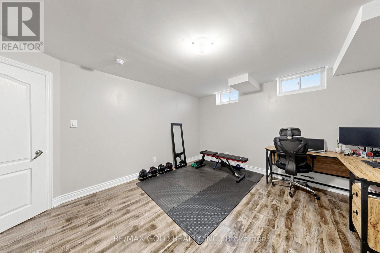 13 FRINGETREE ROAD - 43