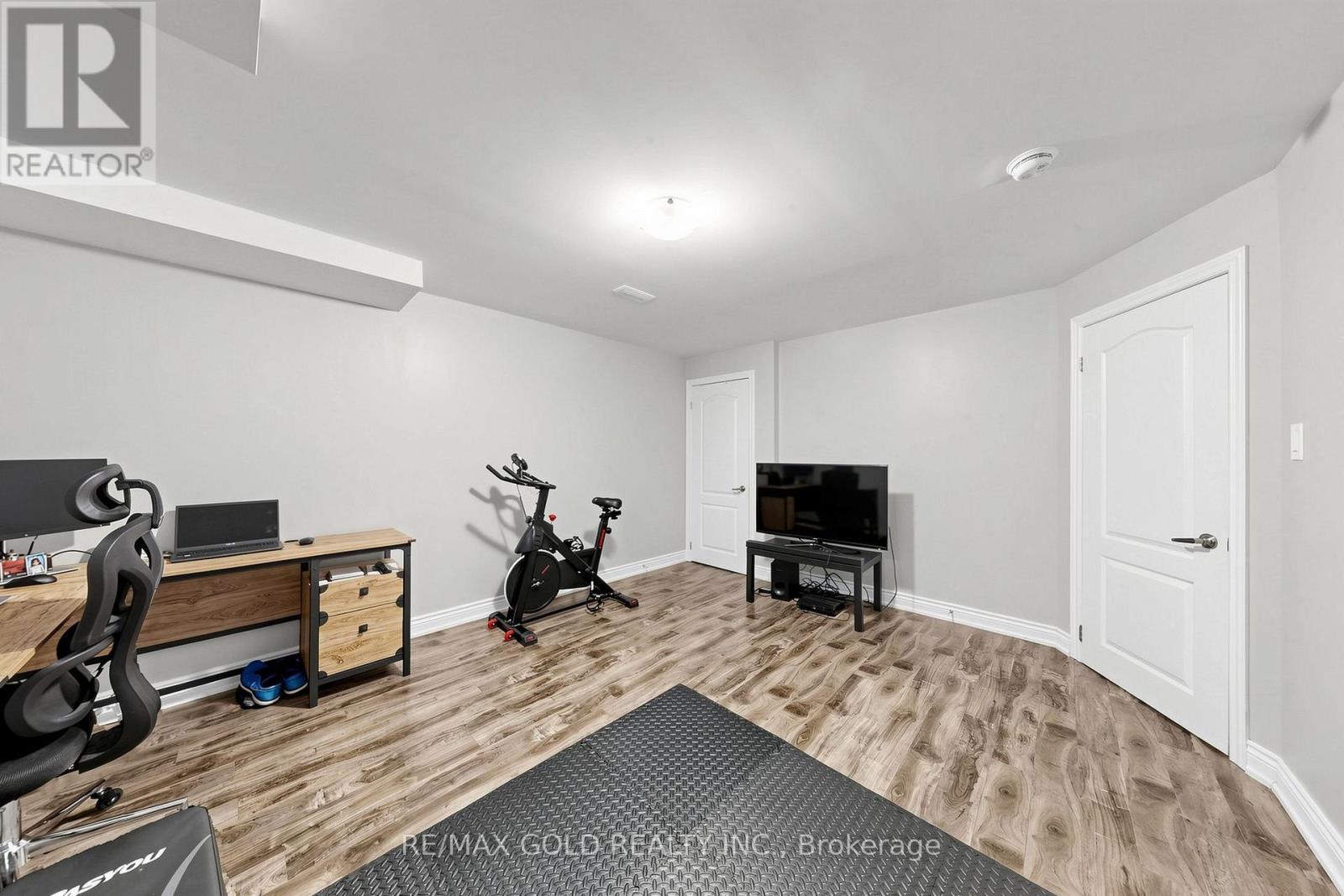 13 FRINGETREE ROAD - 44