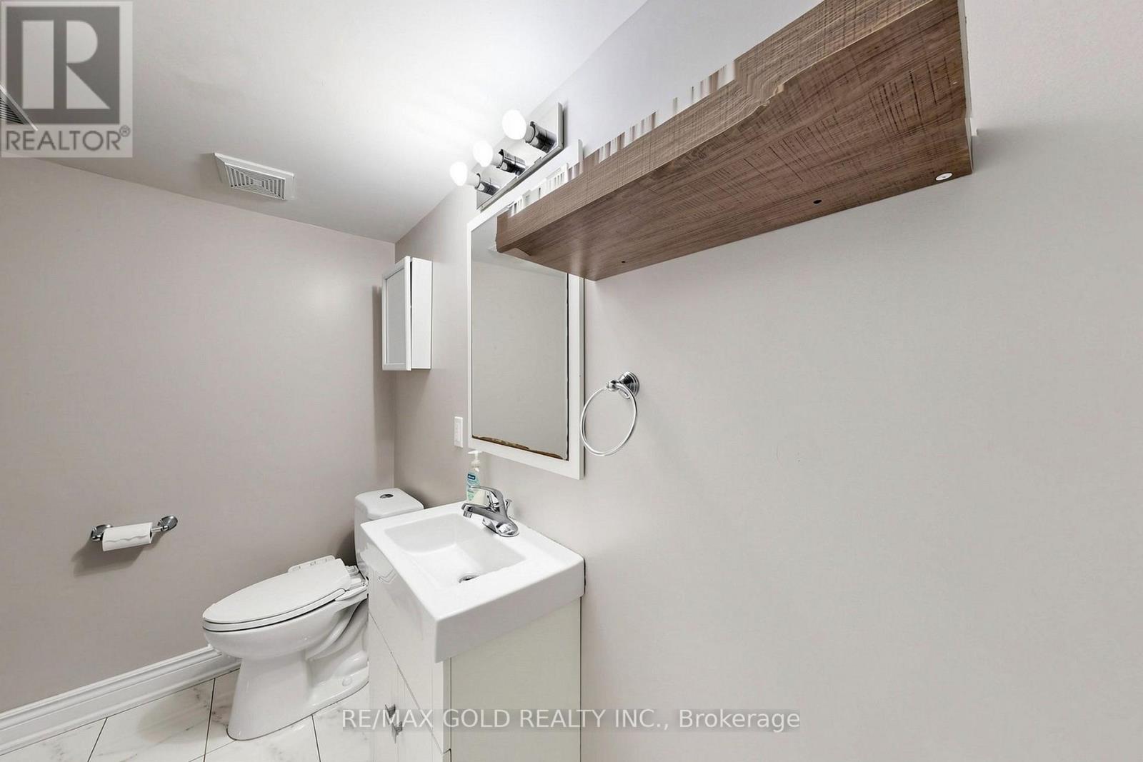 13 FRINGETREE ROAD - 47