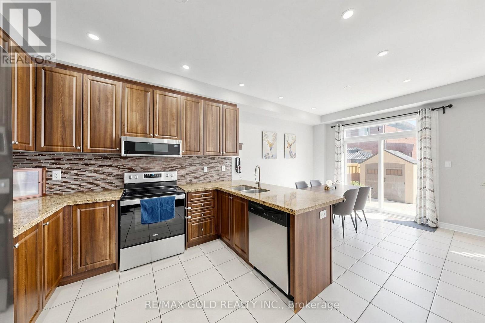 13 FRINGETREE ROAD - 5