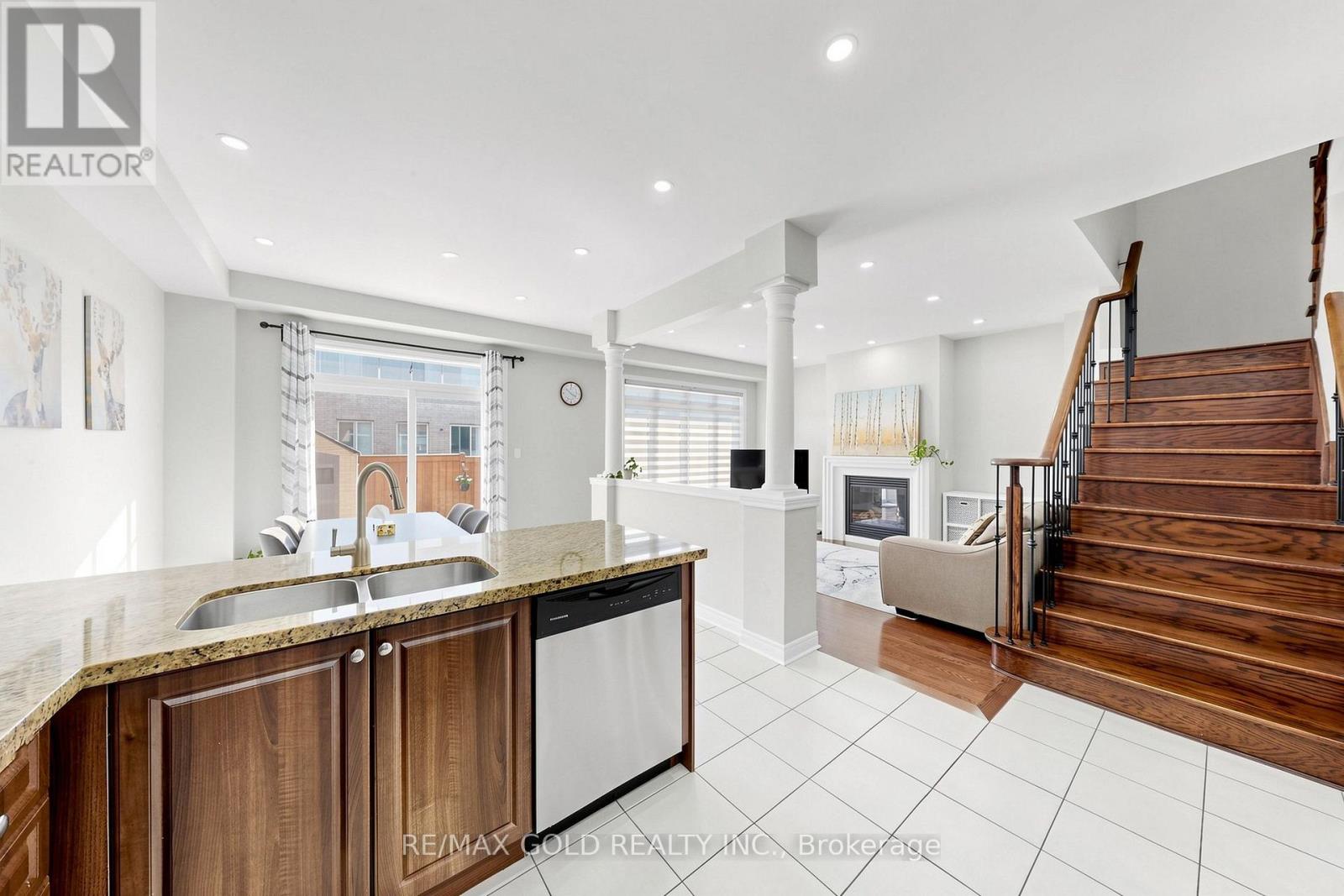 13 FRINGETREE ROAD - 7