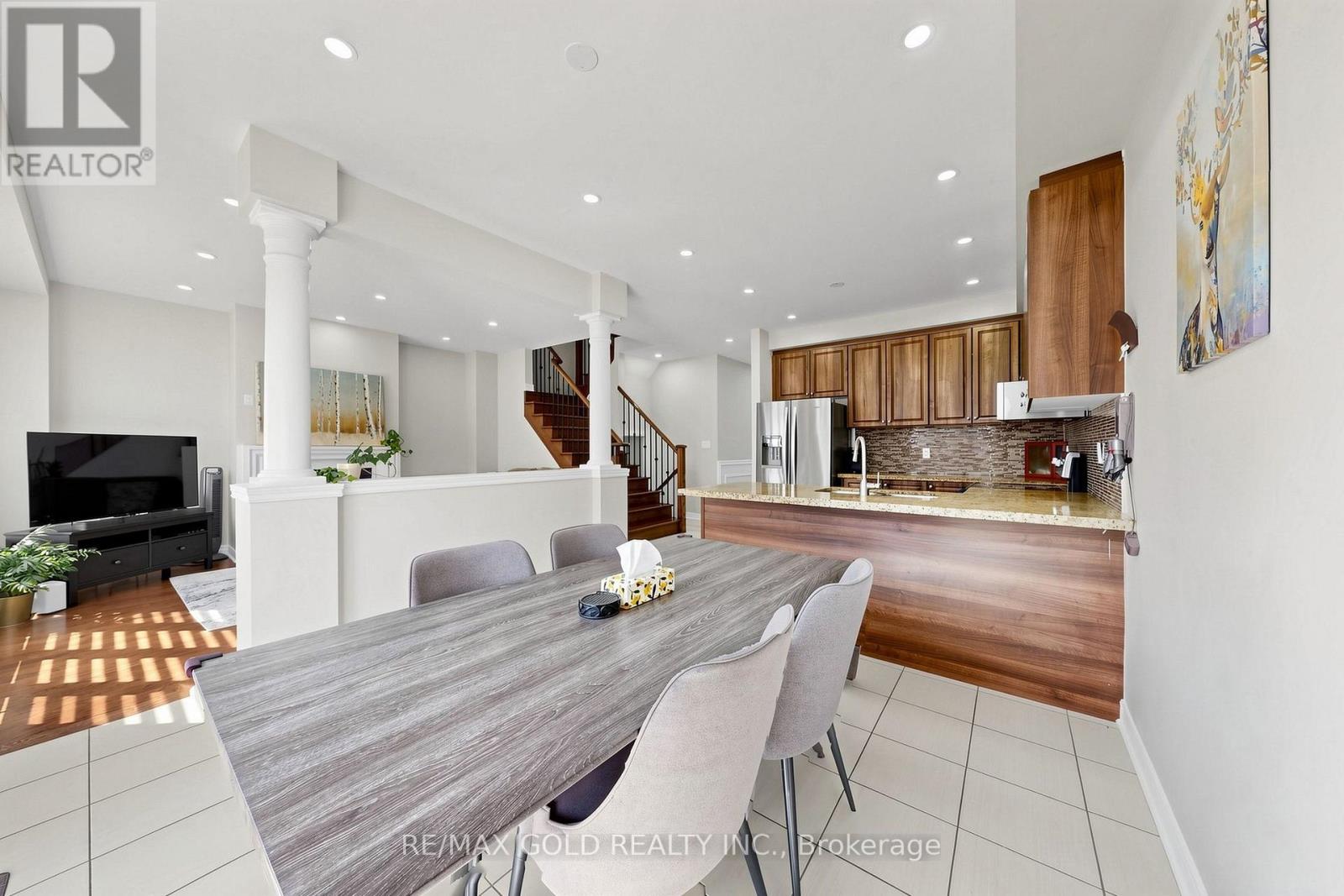 13 FRINGETREE ROAD - 9