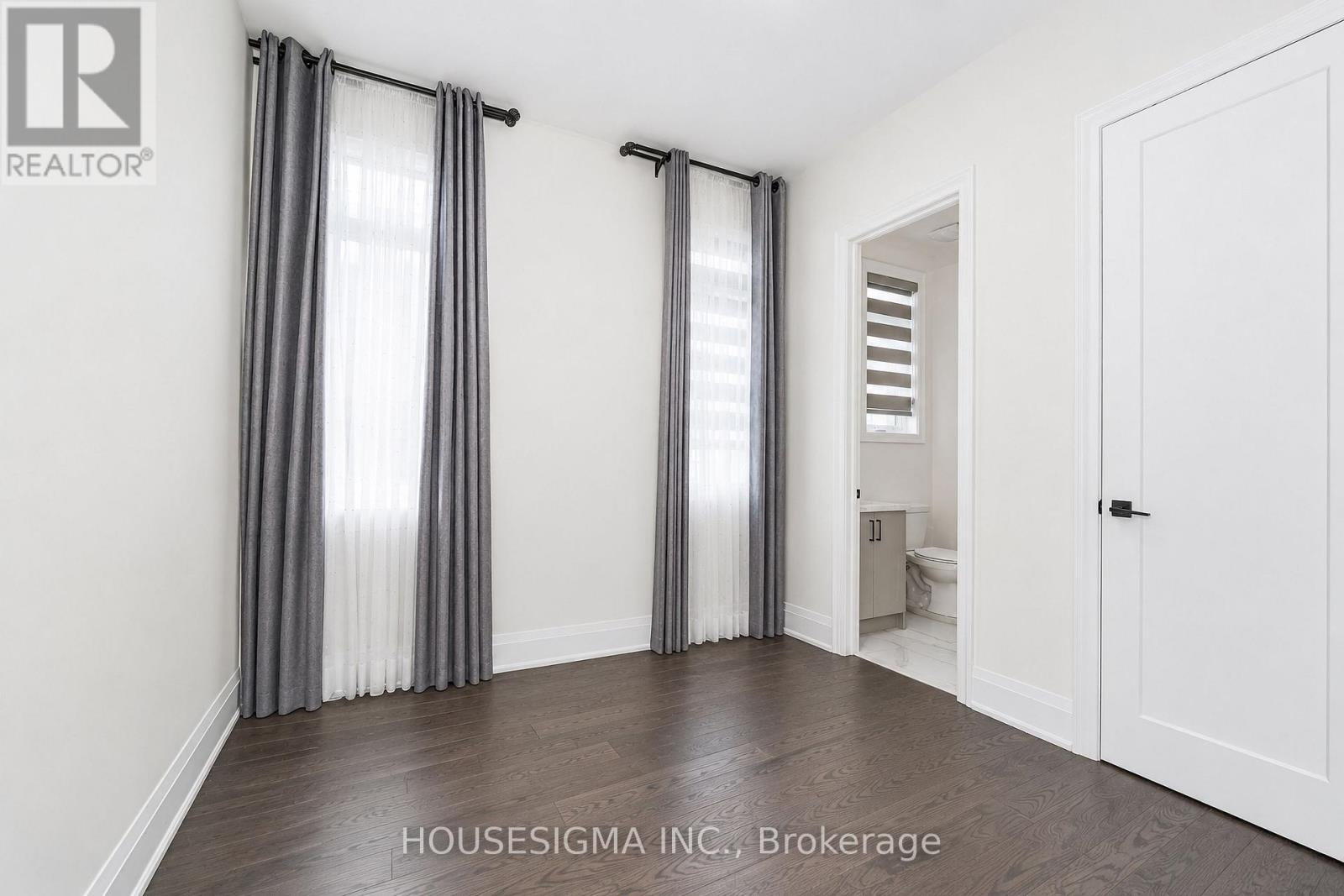 62 ROYAL FERN CRESCENT - 15