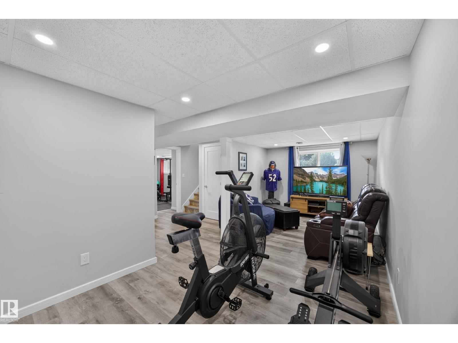 156 CLAREVIEW RD NW - 45