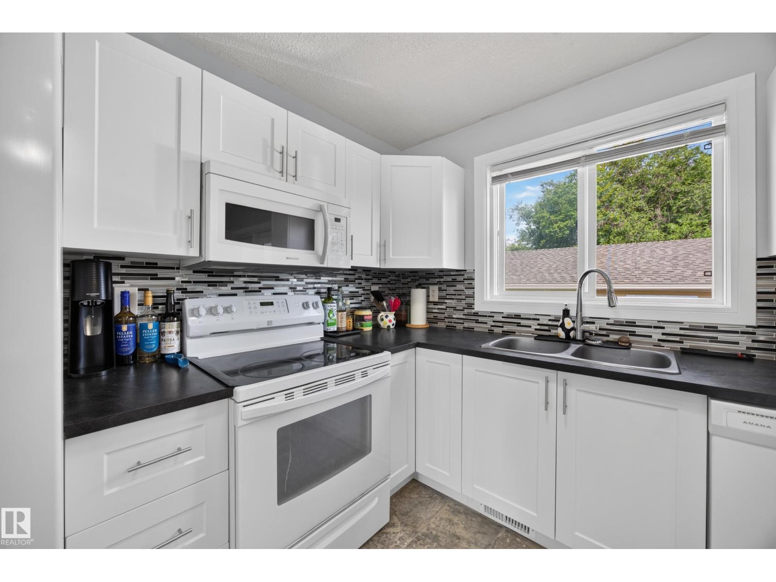 156 CLAREVIEW RD NW - 14