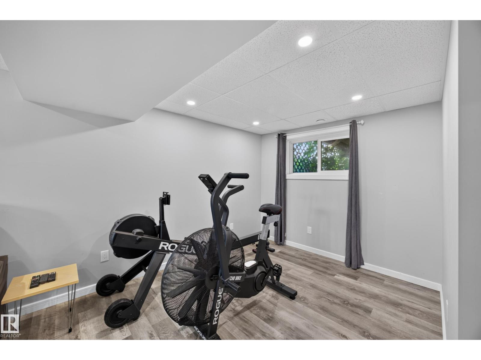 156 CLAREVIEW RD NW - Image 43