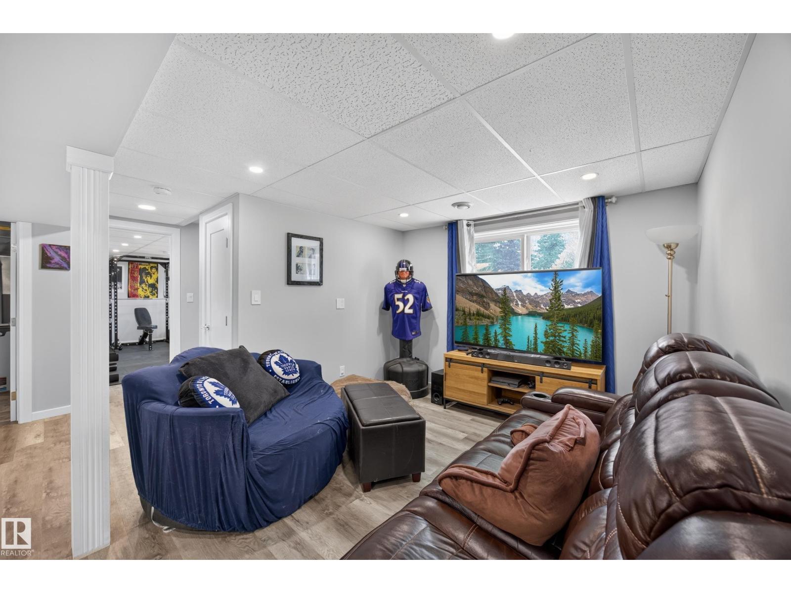 156 CLAREVIEW RD NW - 41