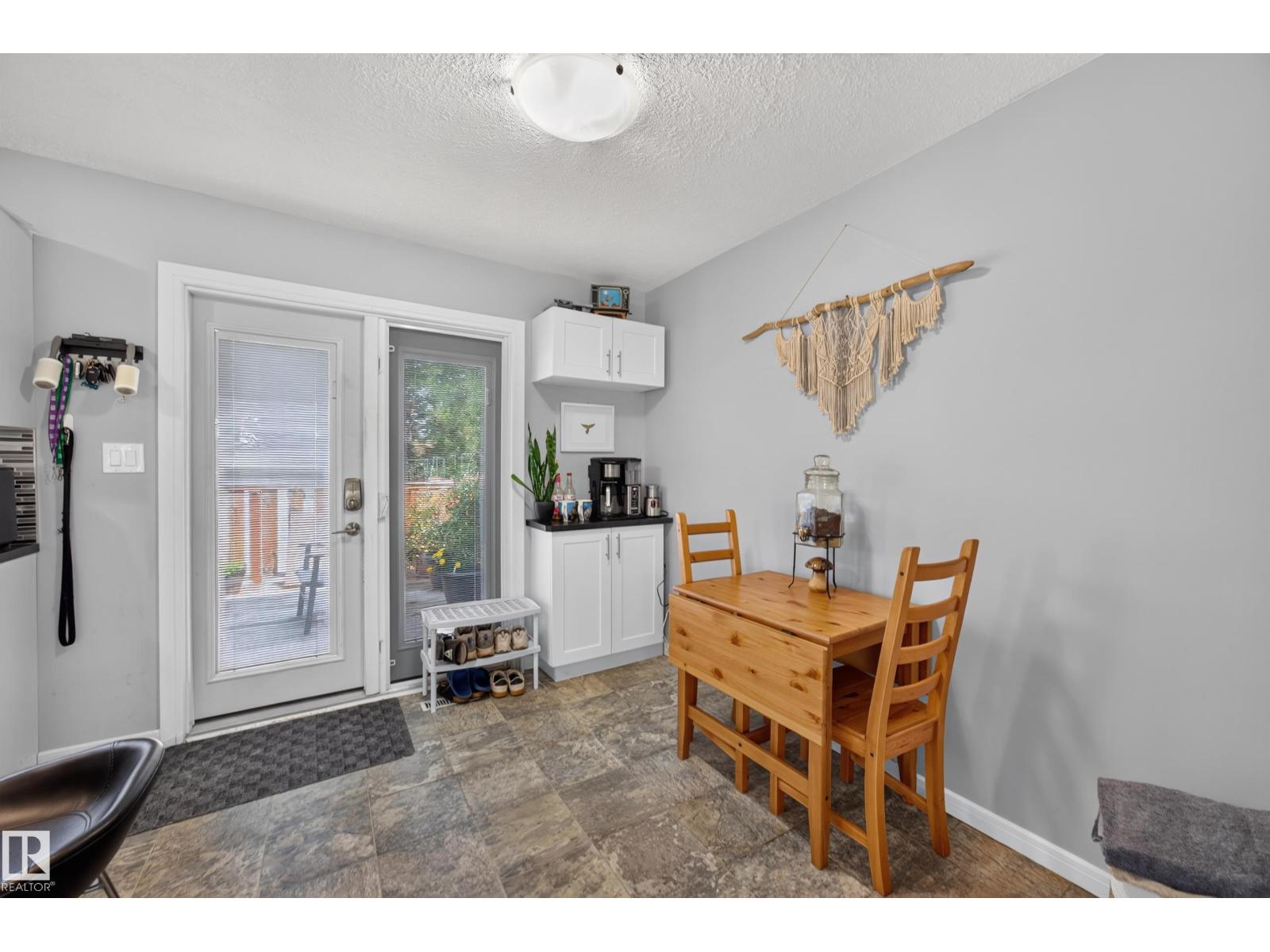 156 CLAREVIEW RD NW - 19