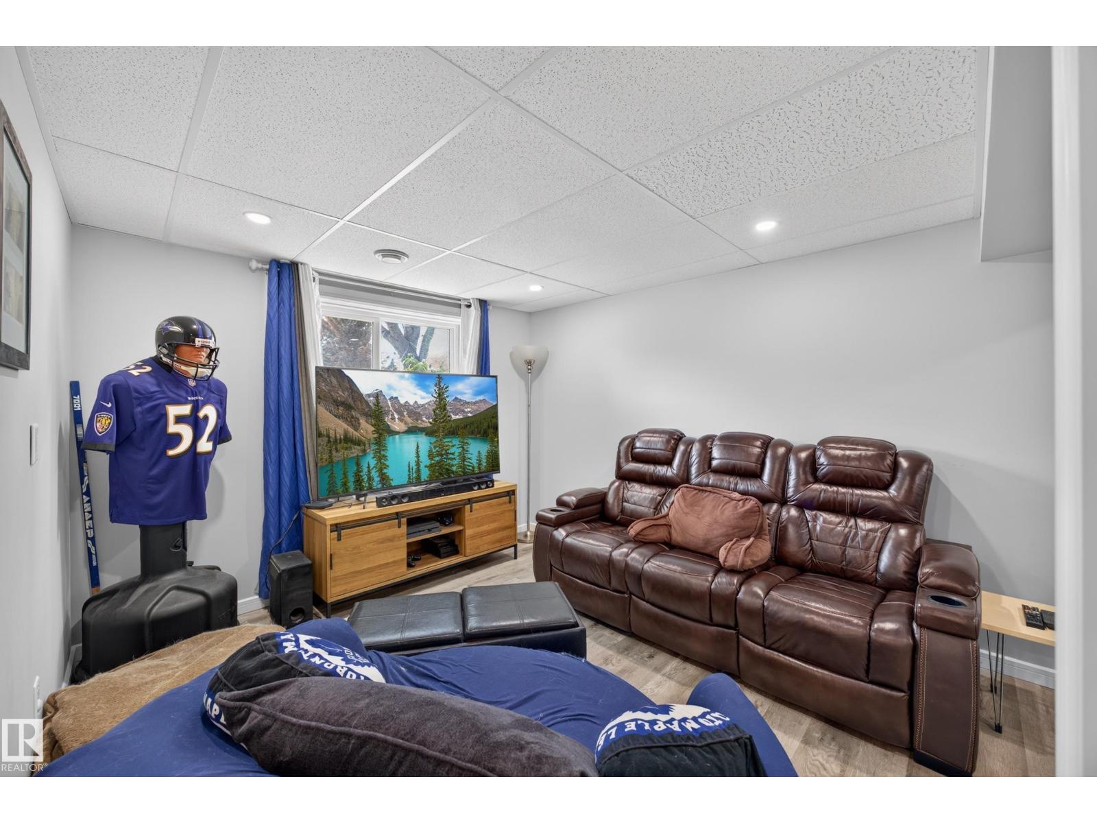 156 CLAREVIEW RD NW - 40
