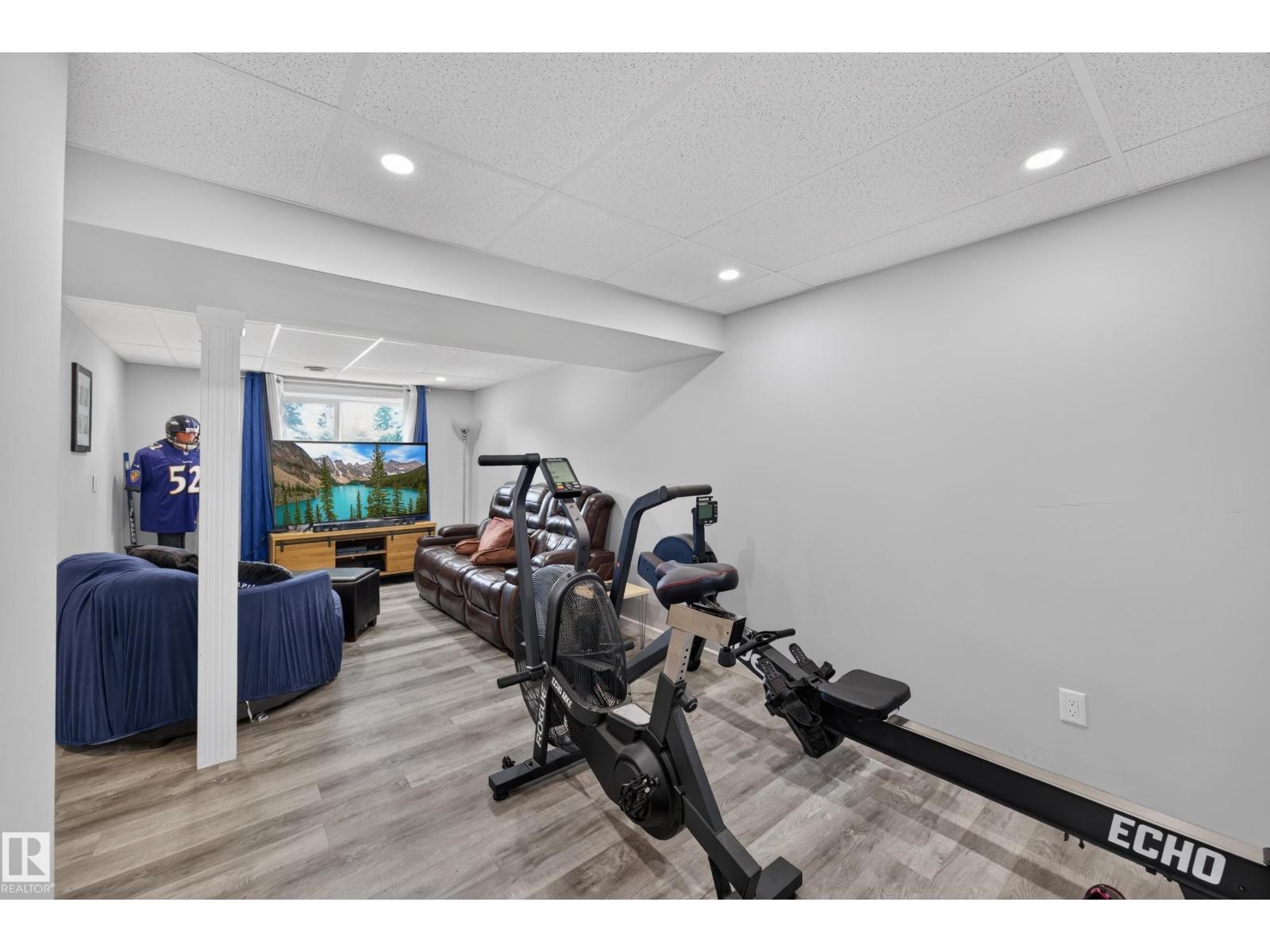 156 CLAREVIEW RD NW - 44