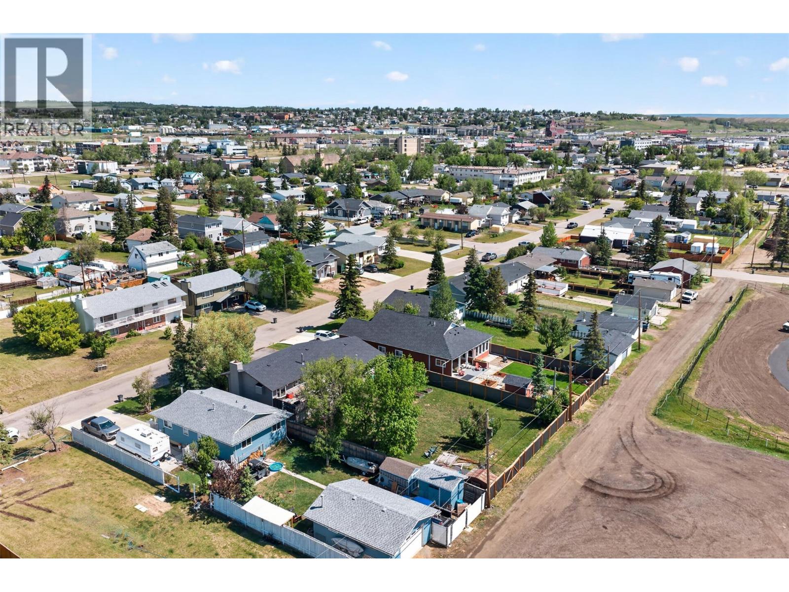 1425 106 Avenue, Dawson Creek