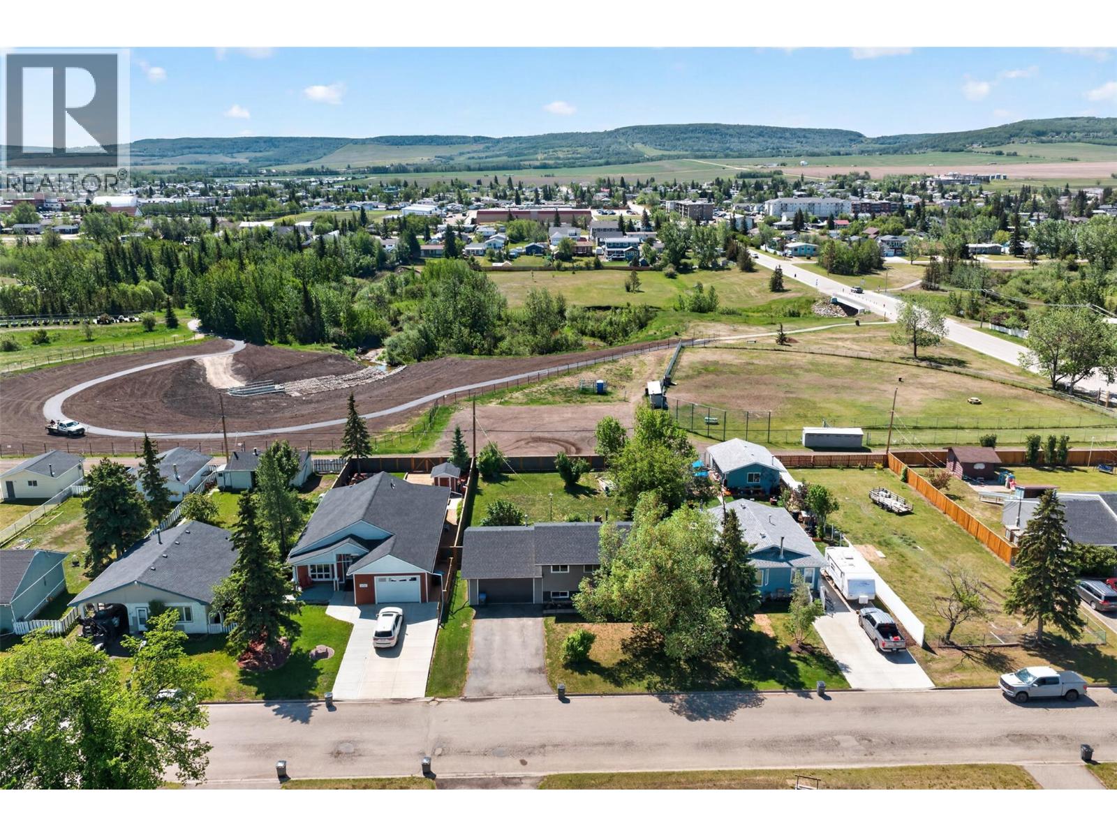 1425 106 Avenue, Dawson Creek