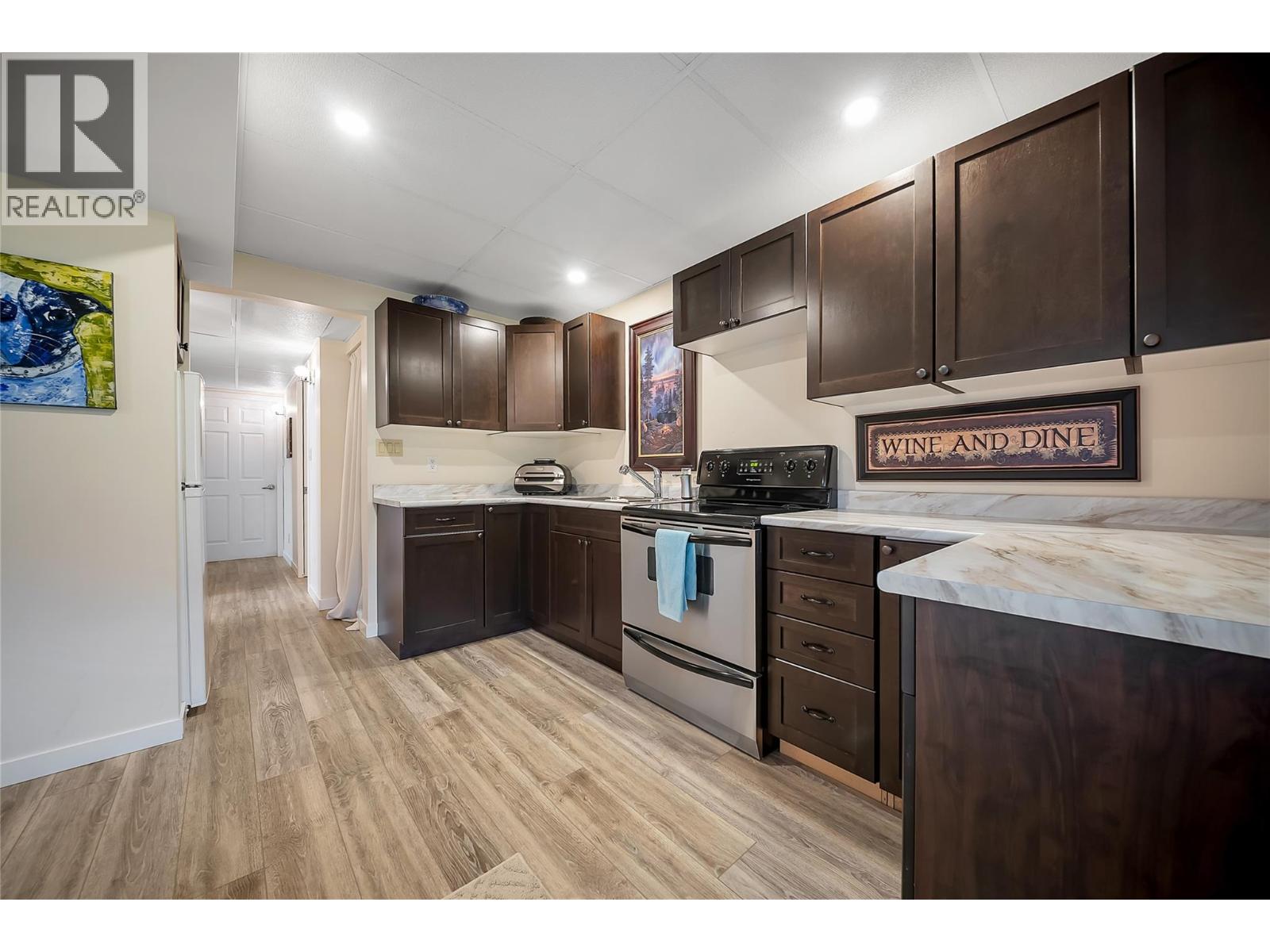 20177 Garnet Valley Road, Summerland