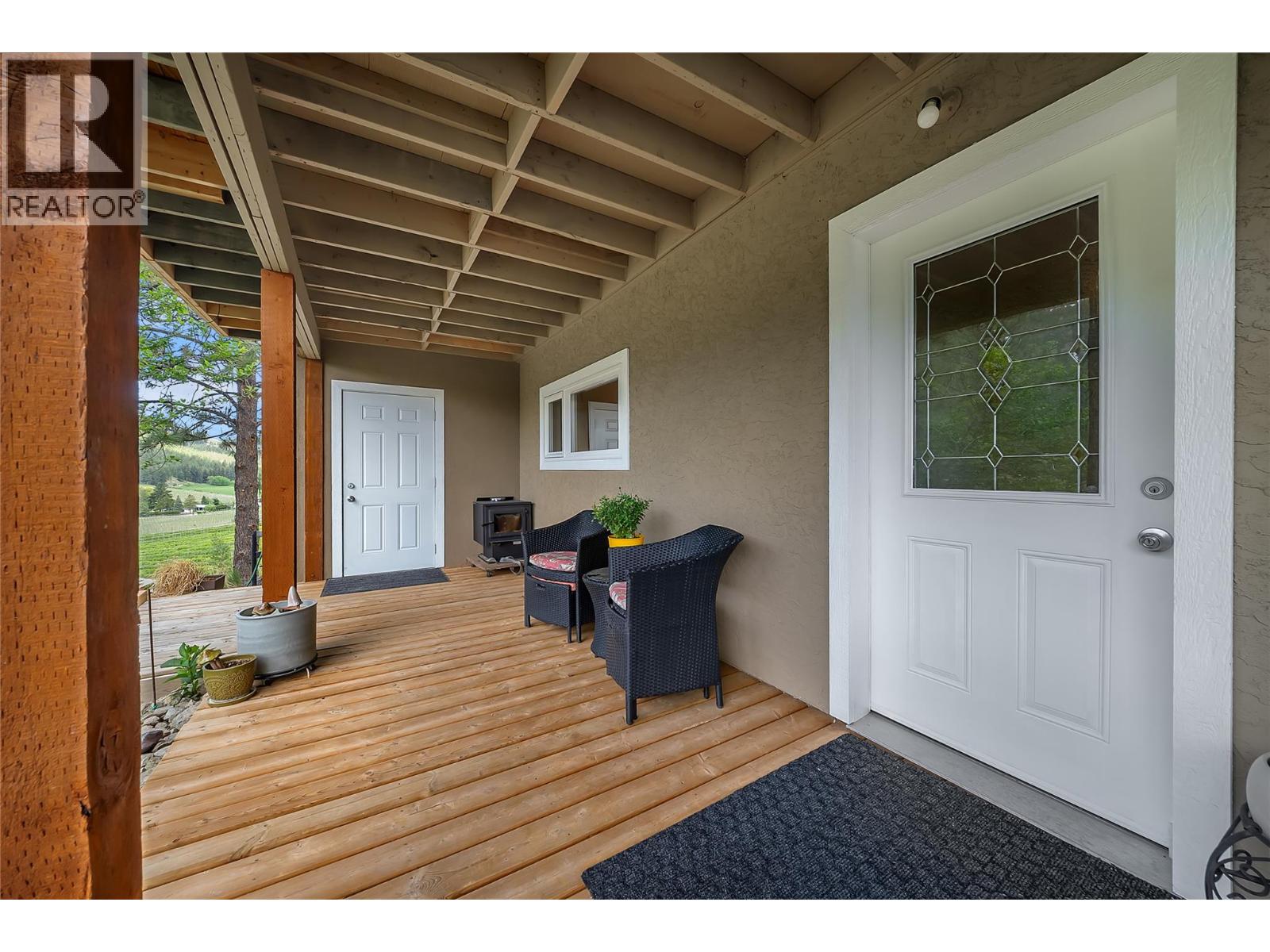 20177 Garnet Valley Road, Summerland