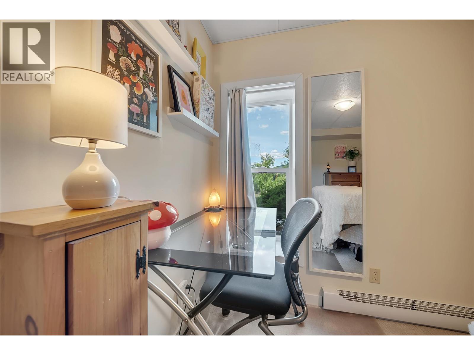 20177 Garnet Valley Road, Summerland