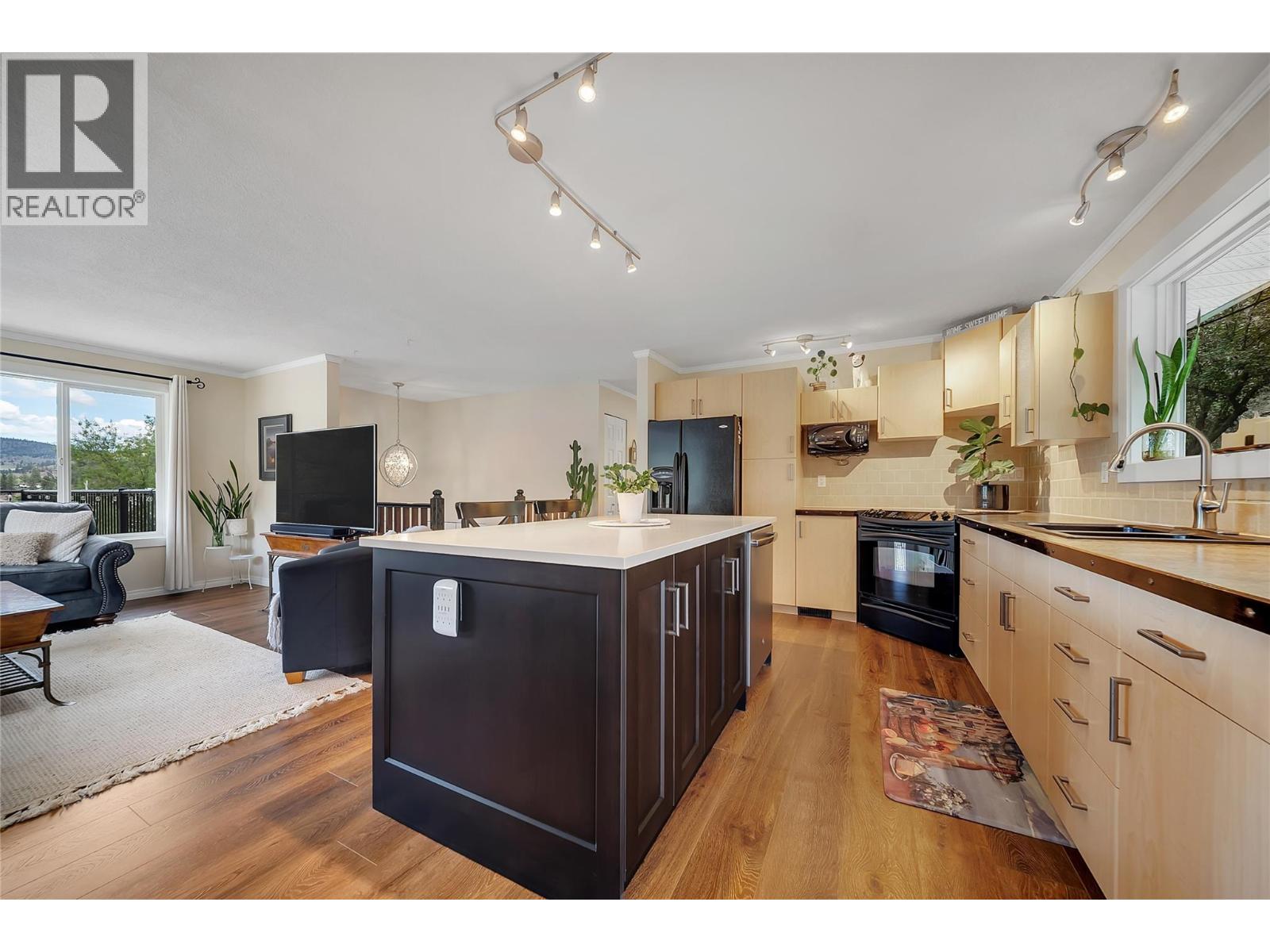 20177 Garnet Valley Road, Summerland