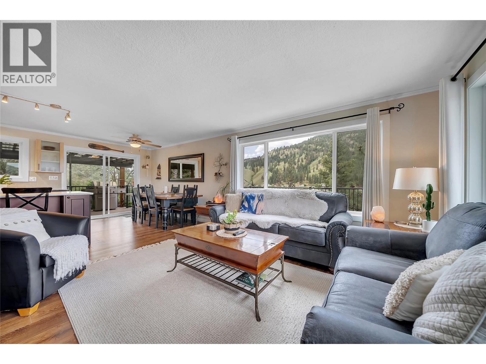 20177 Garnet Valley Road, Summerland