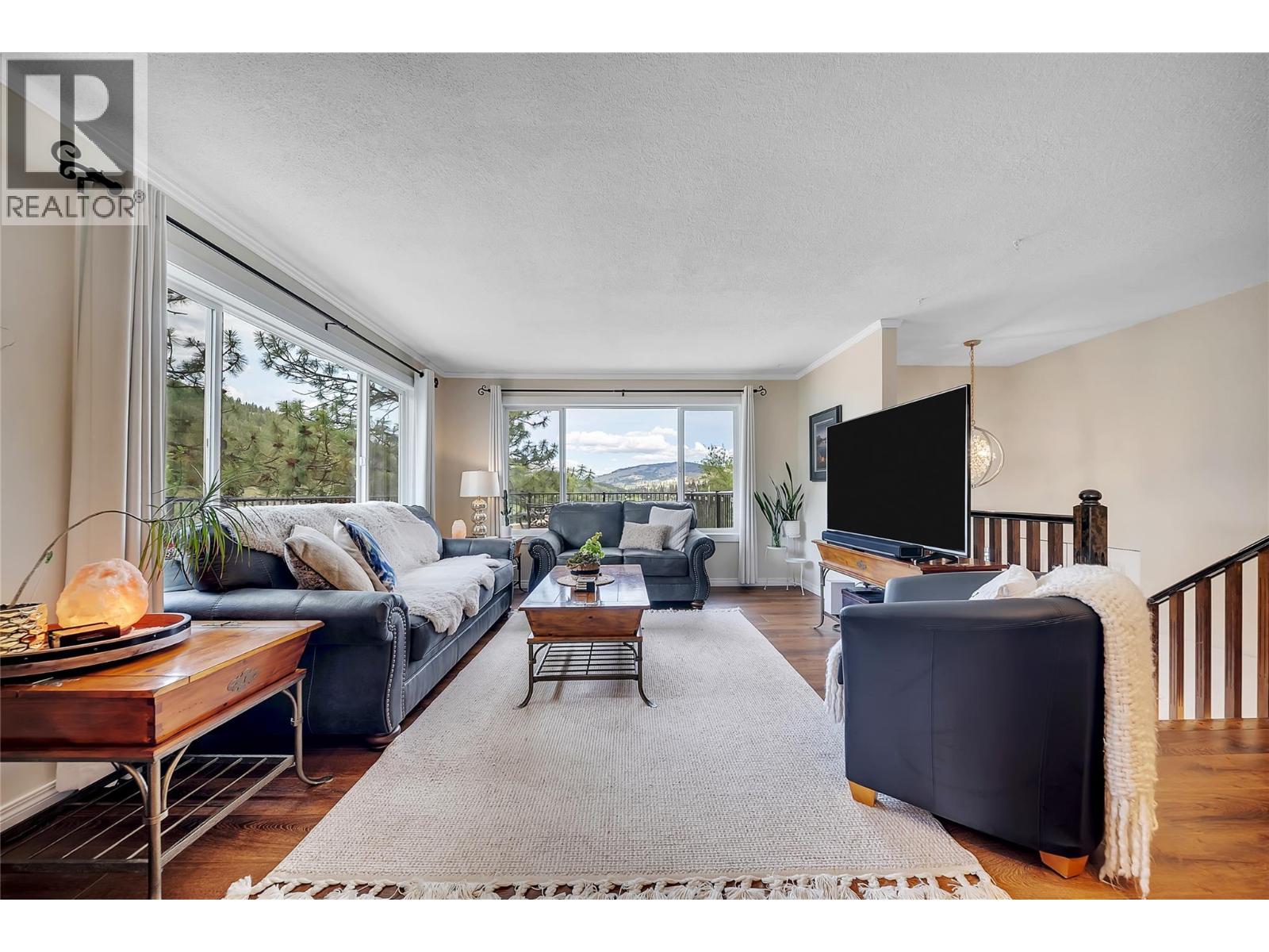 20177 Garnet Valley Road, Summerland