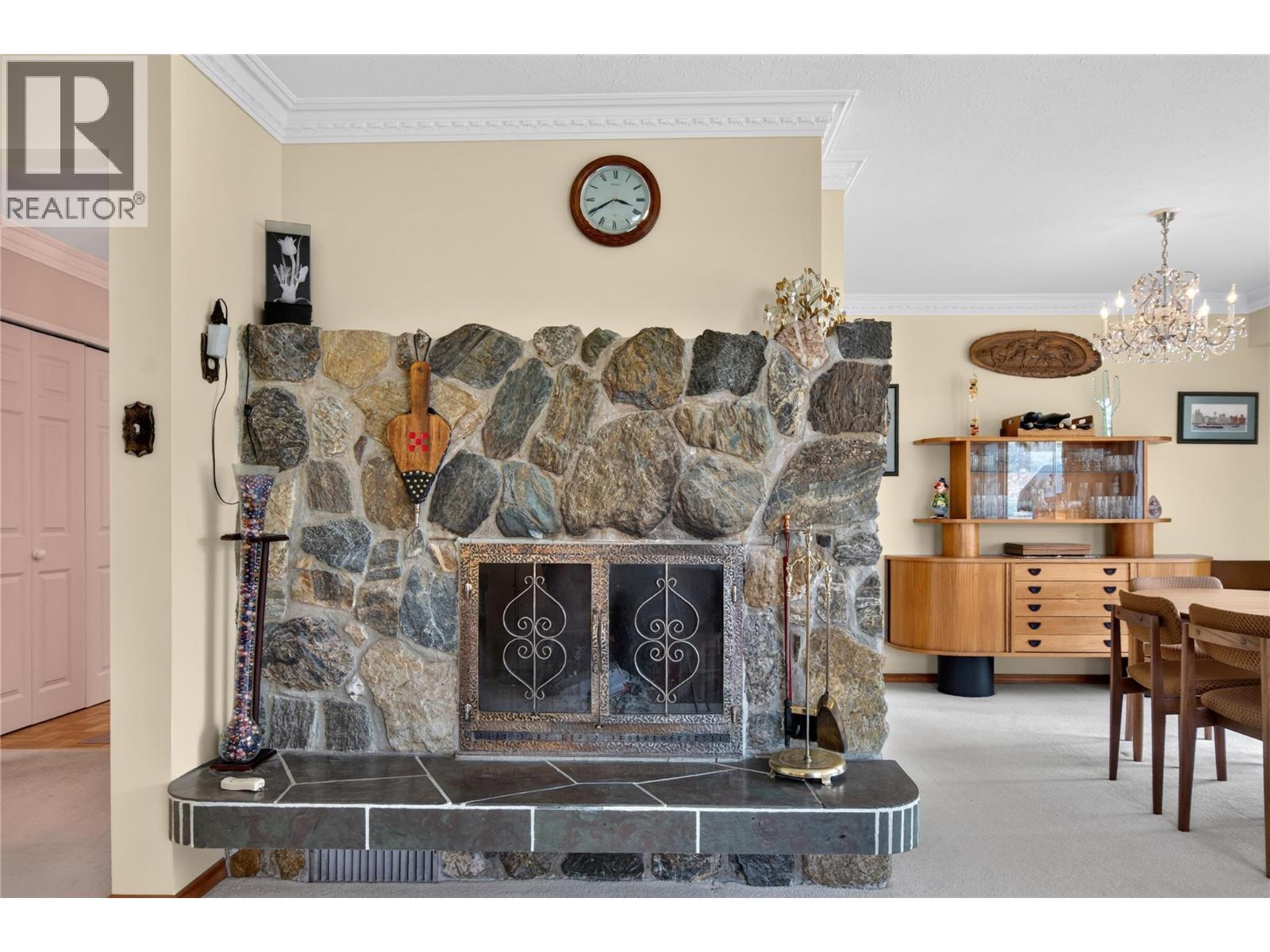 131 Cedar Avenue, Kaleden