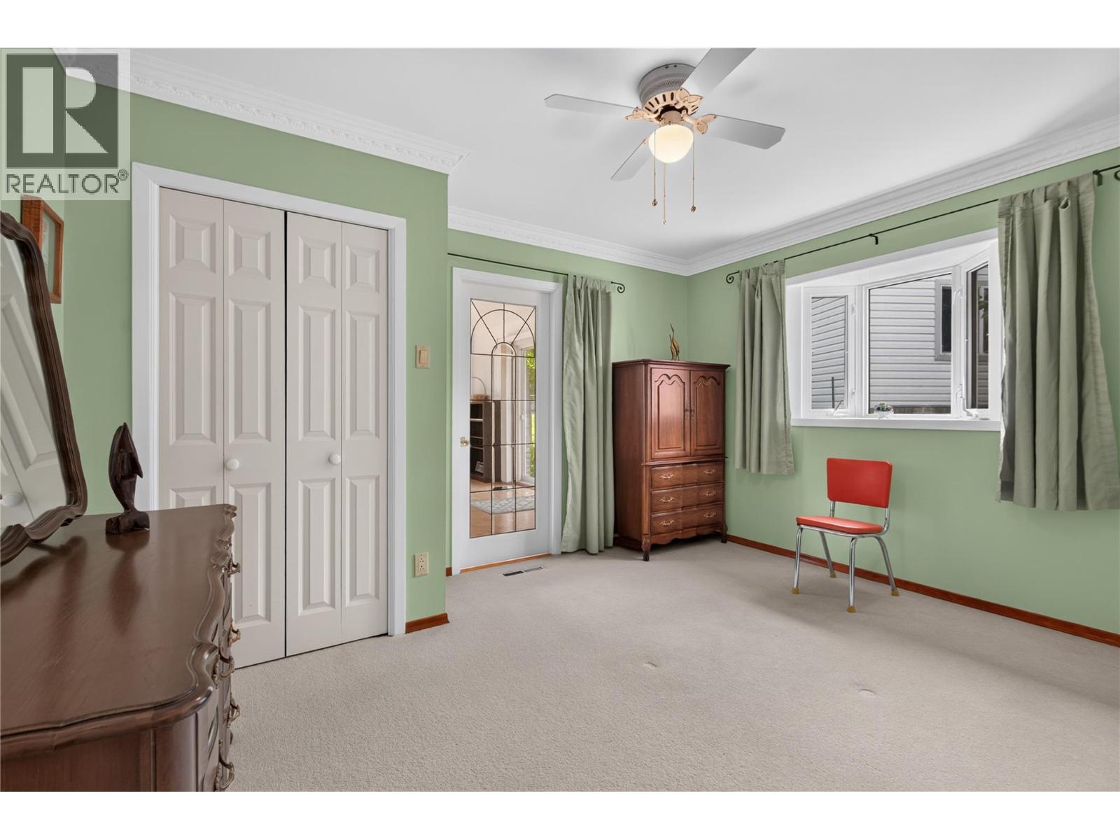 131 Cedar Avenue, Kaleden