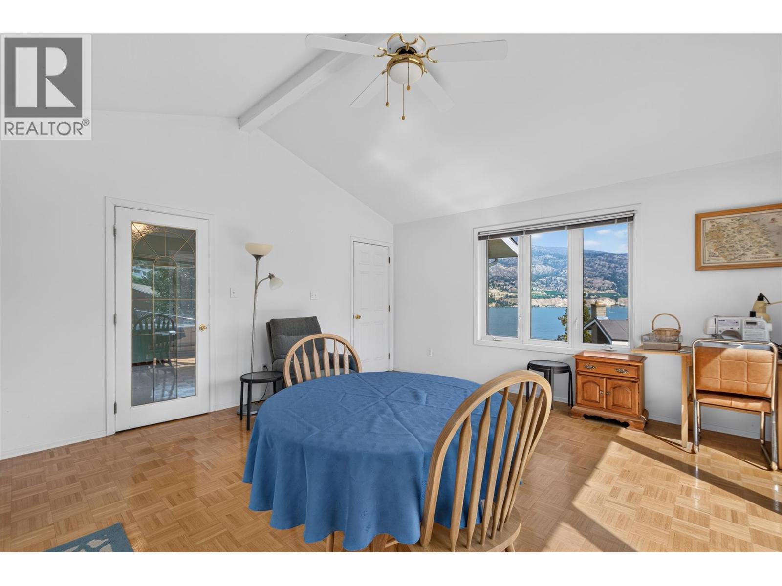 131 Cedar Avenue, Kaleden