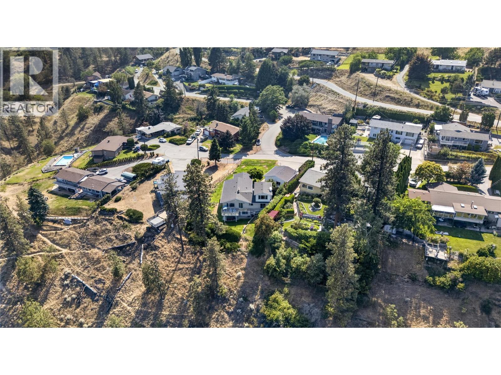 131 Cedar Avenue, Kaleden