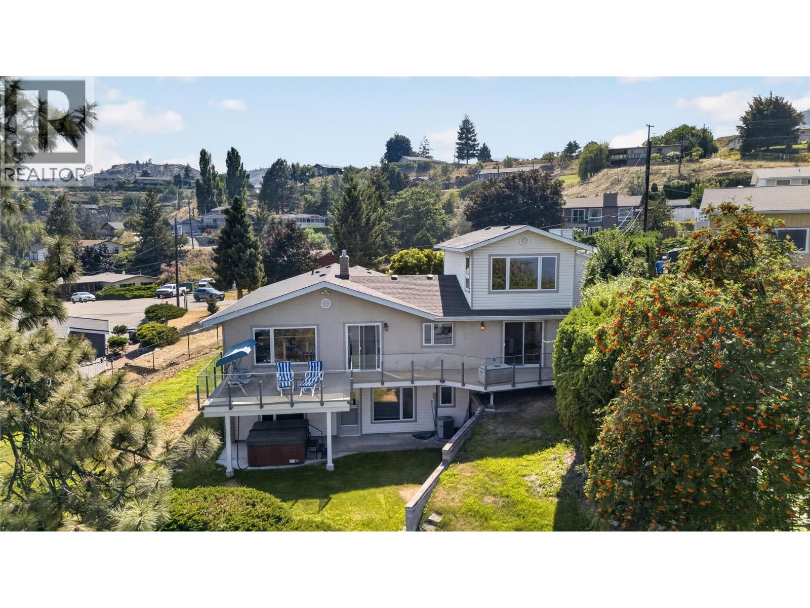 131 Cedar Avenue, Kaleden