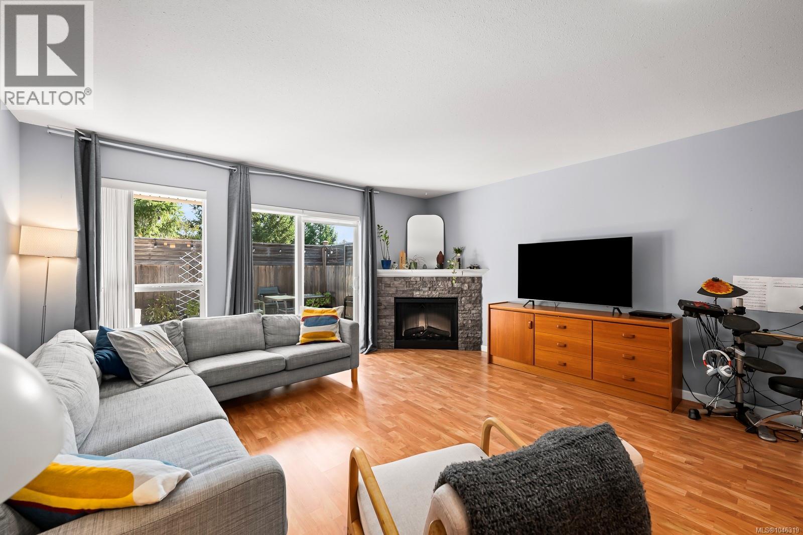 #43 2728 1st St - Image 10